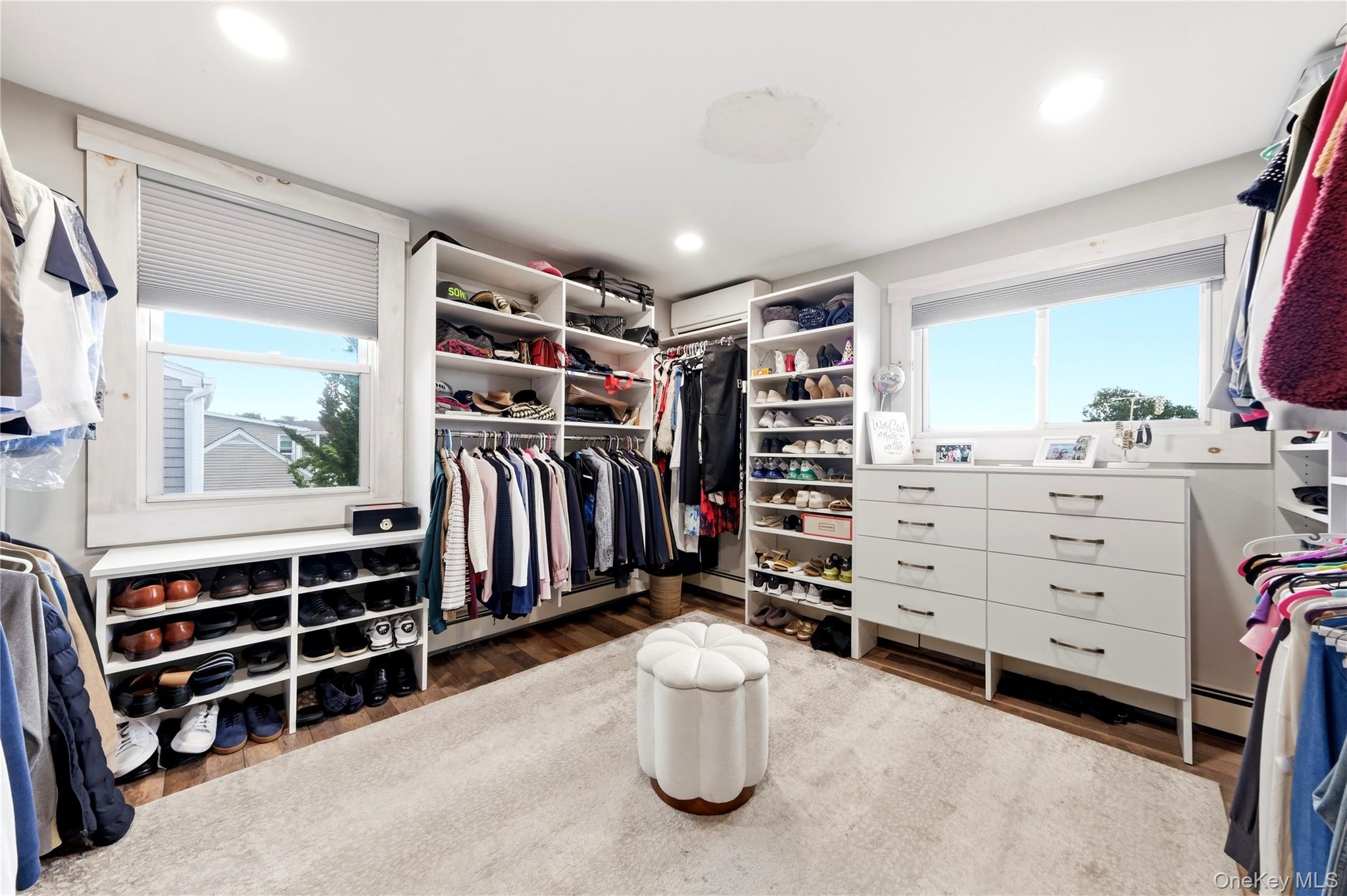 12 S Bay Avenue Property Photo 25