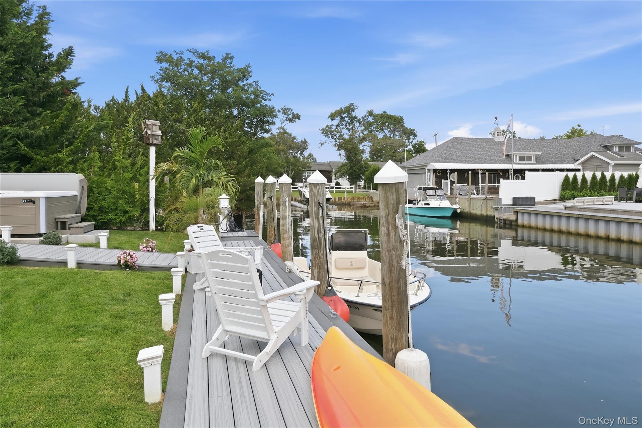 12 S Bay Avenue Property Photo 31