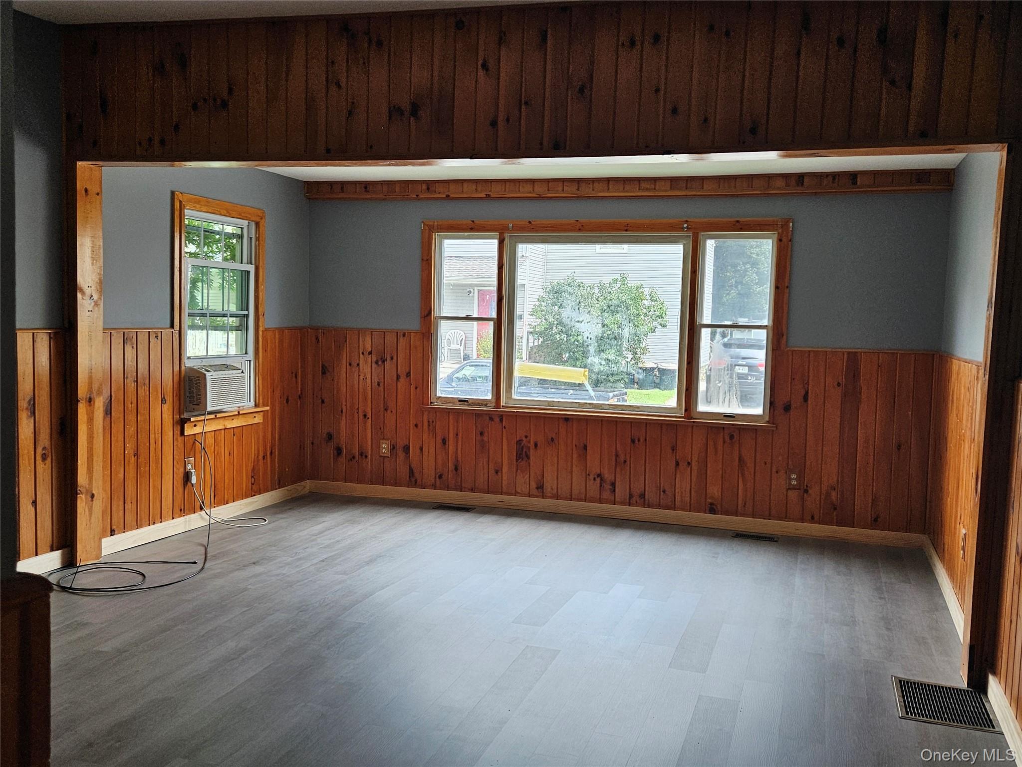 81 Franklin Street Property Photo 9