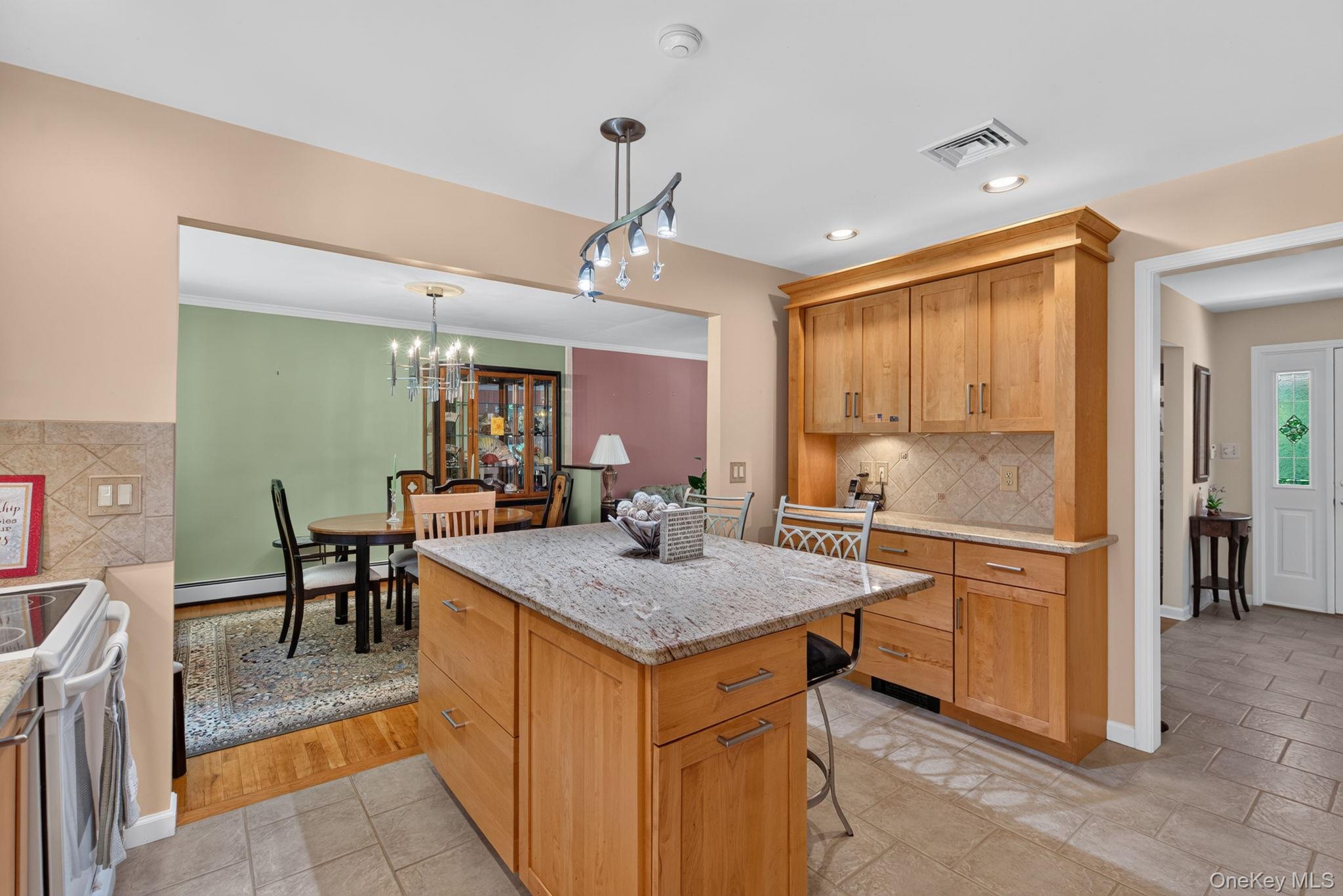 45 Goldin Boulevard Property Photo 5