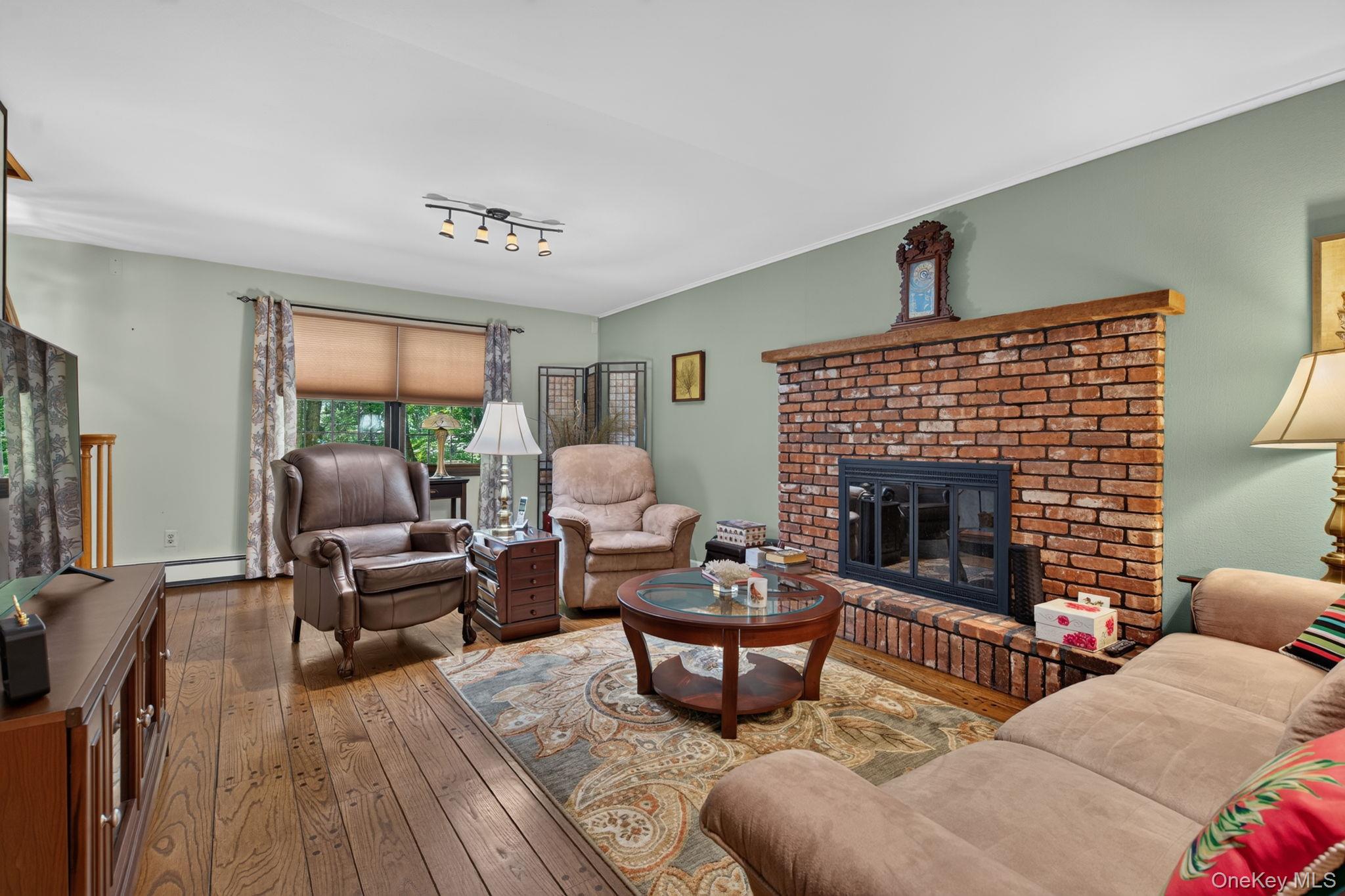 45 Goldin Boulevard Property Photo 9