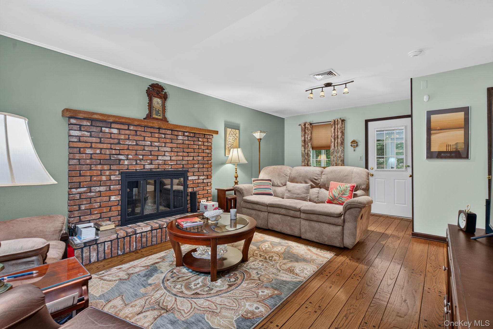 45 Goldin Boulevard Property Photo 10