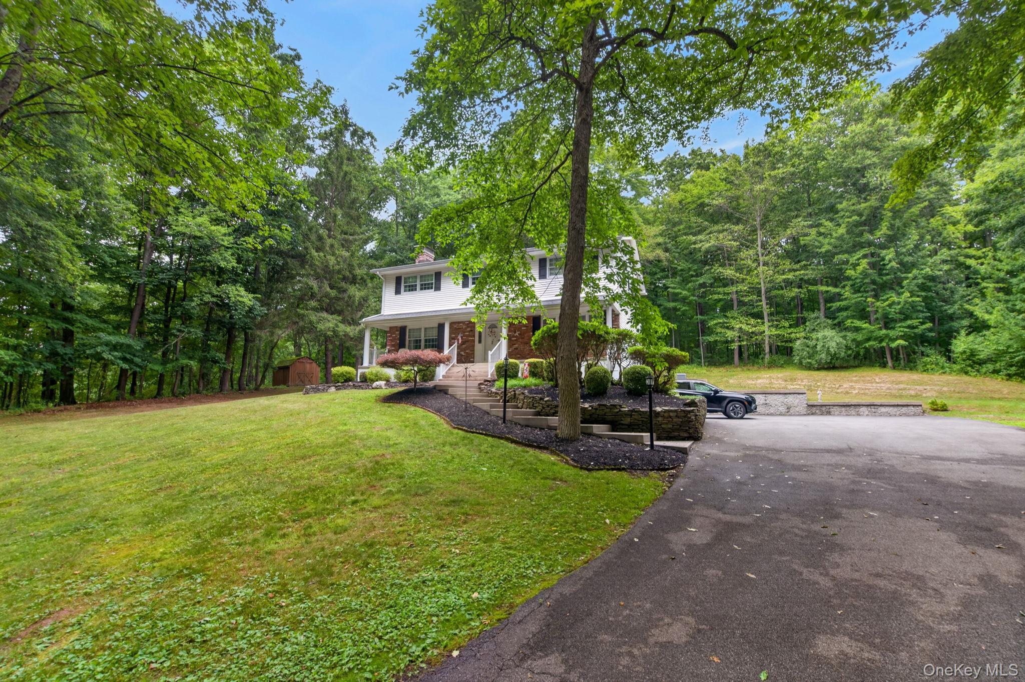 45 Goldin Boulevard Property Photo 40