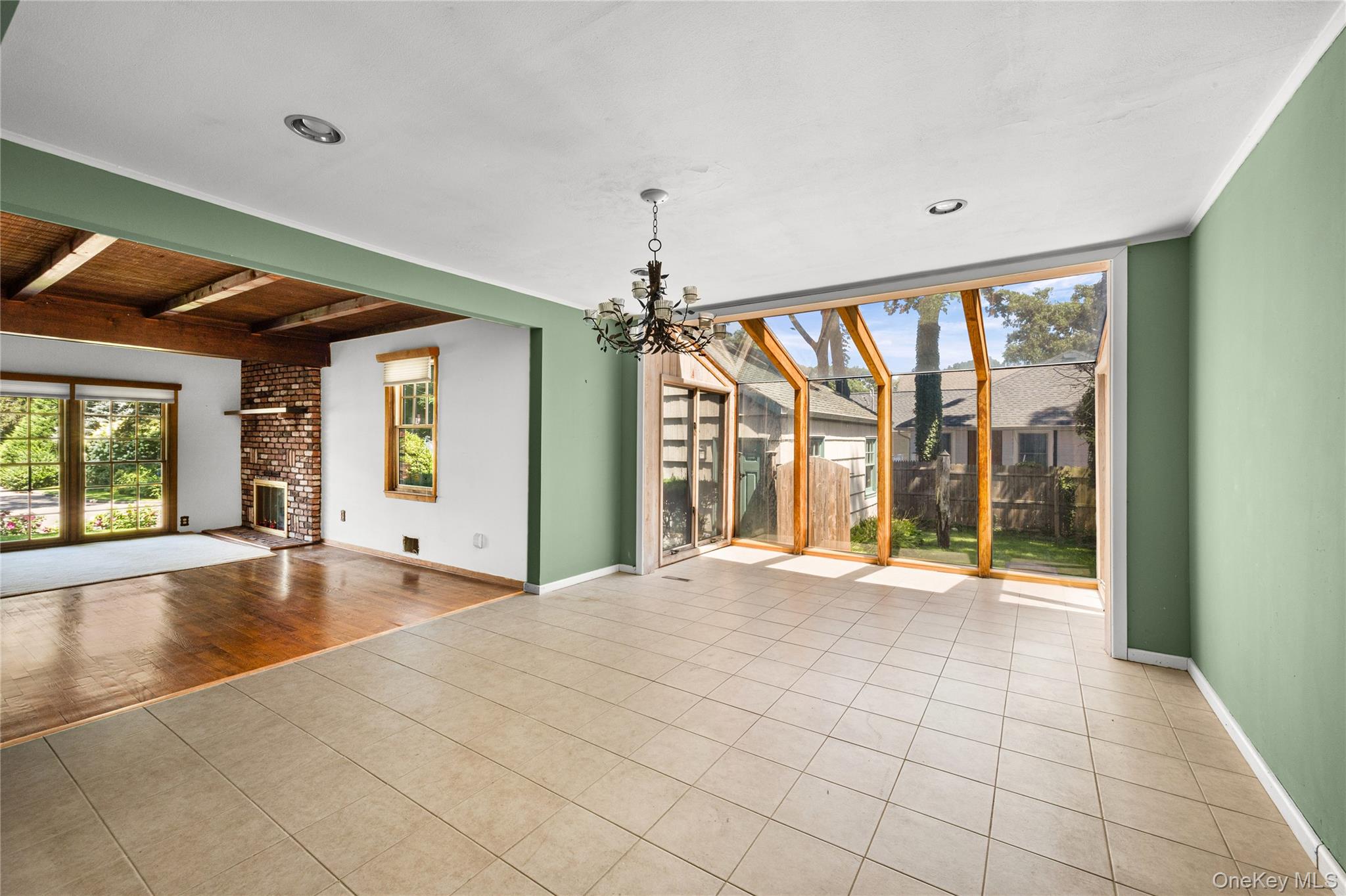 84 Oak Street Property Photo 14