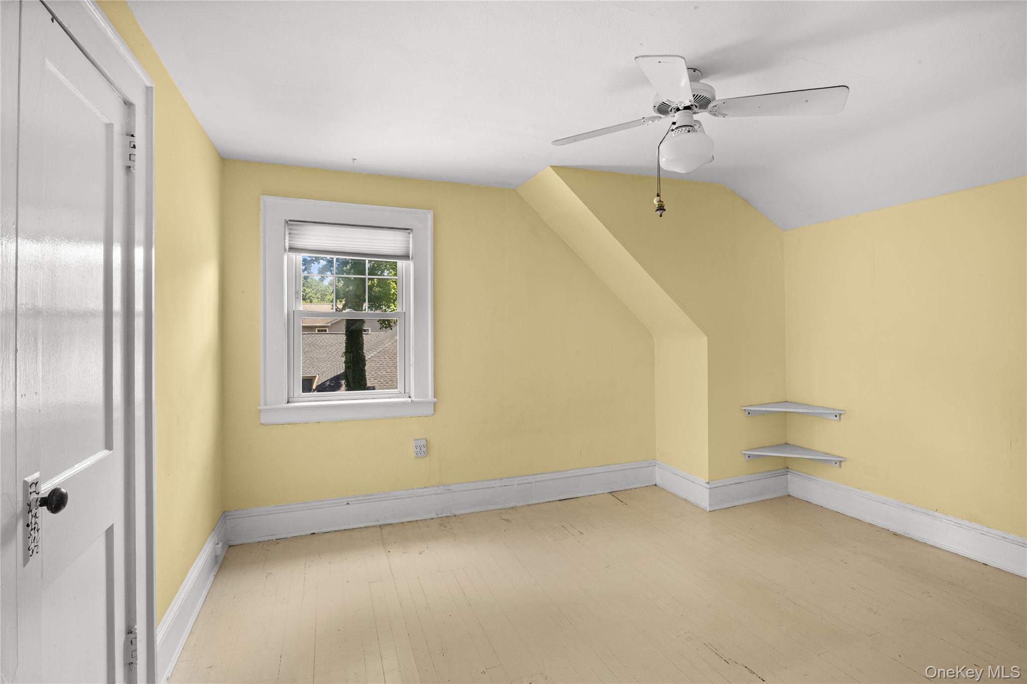 84 Oak Street Property Photo 30