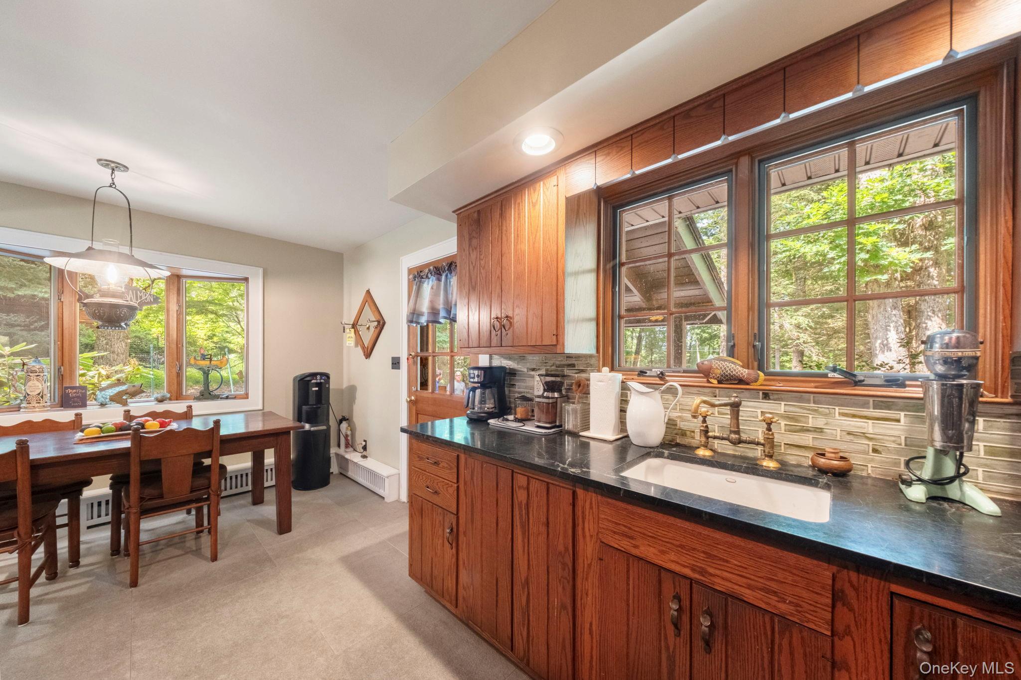 159 S Shore Drive Property Photo 6