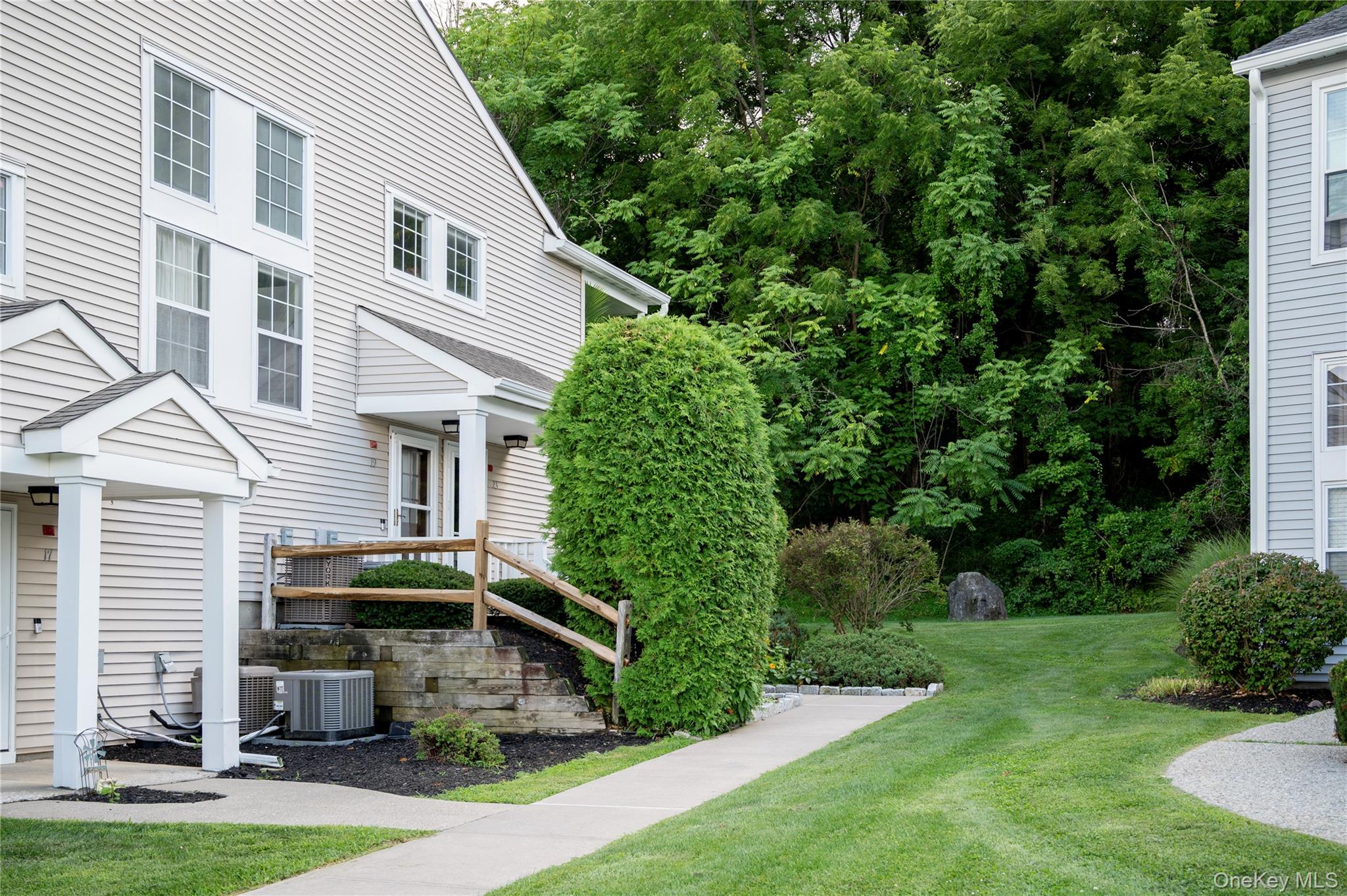 19 The Knolls Property Photo 1
