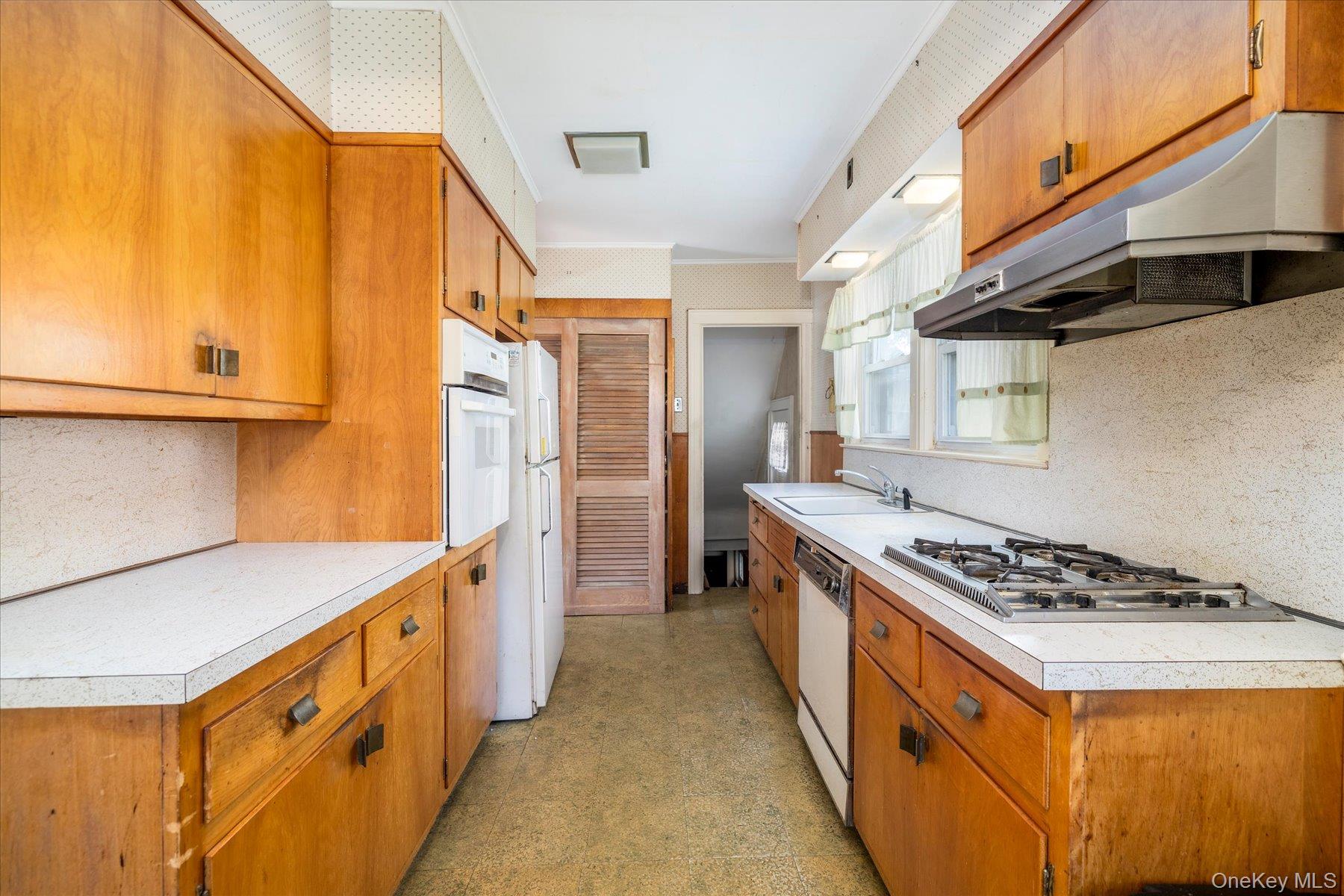 107 Cherry Street Property Photo 10