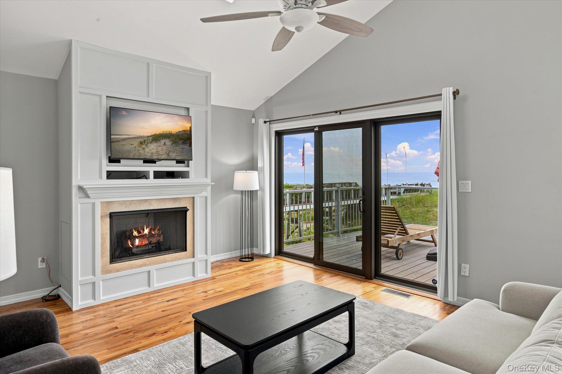 717 Dune Road Property Photo 10