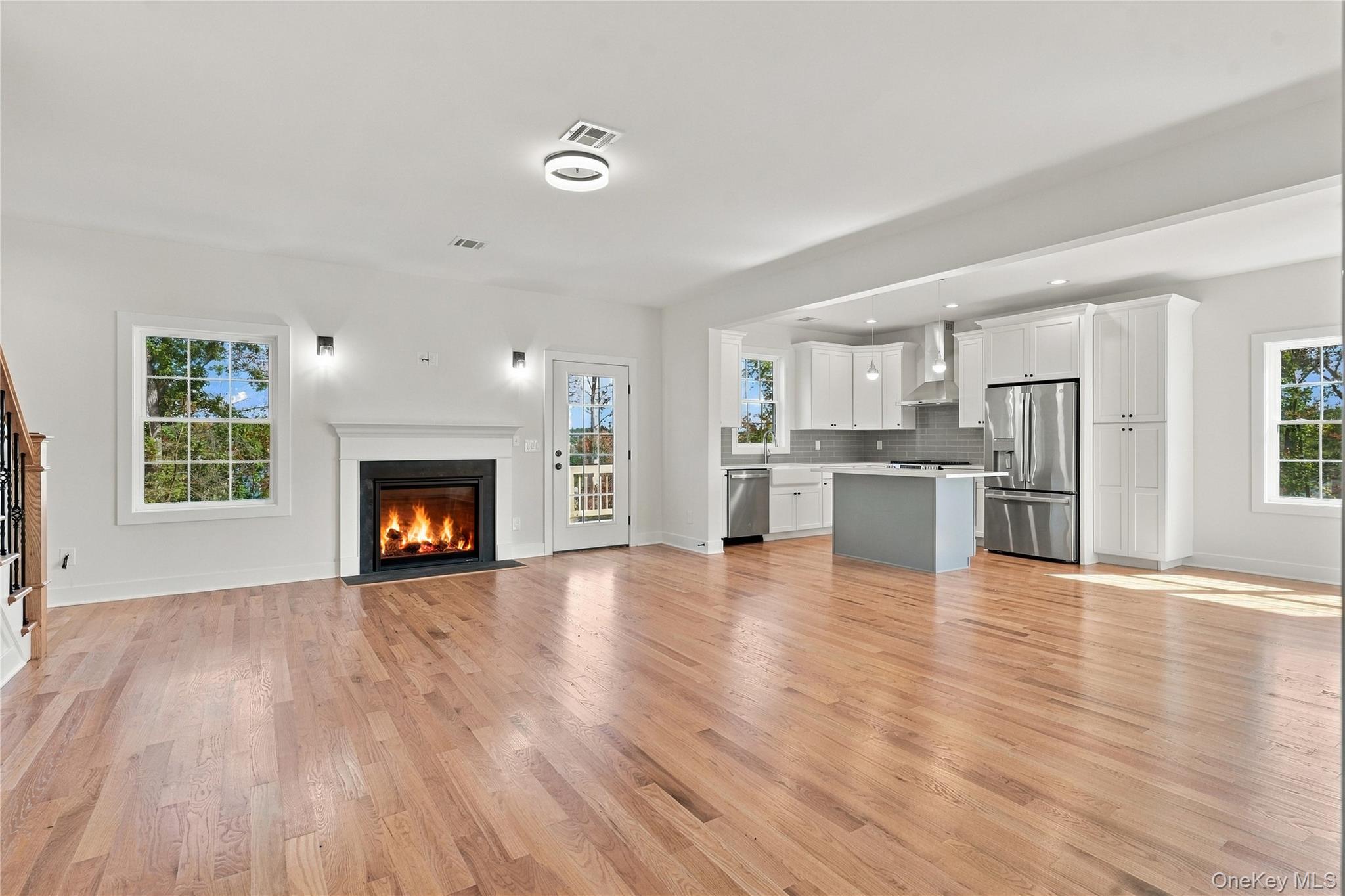 84 Frank Street Property Photo 10