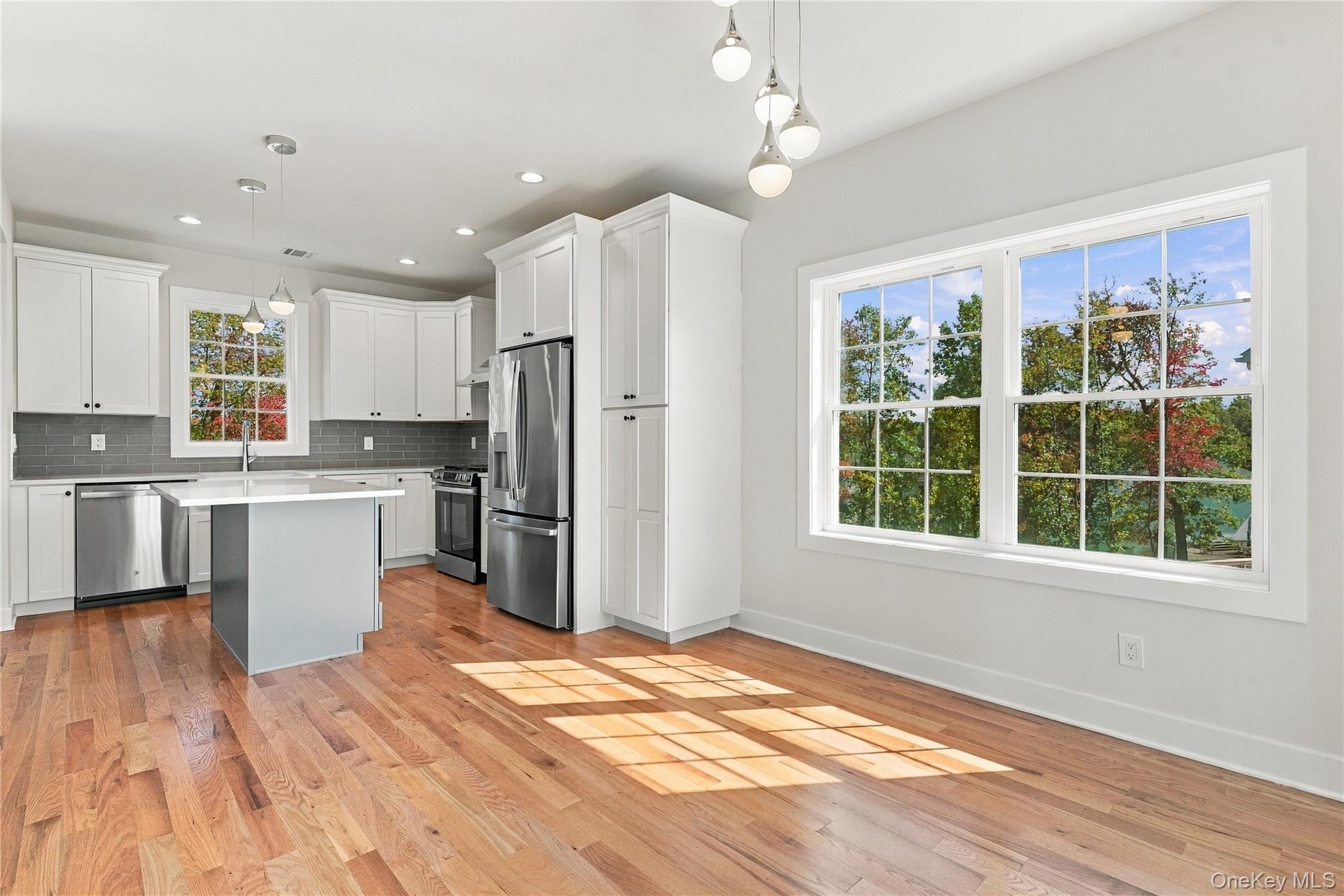 84 Frank Street Property Photo 13