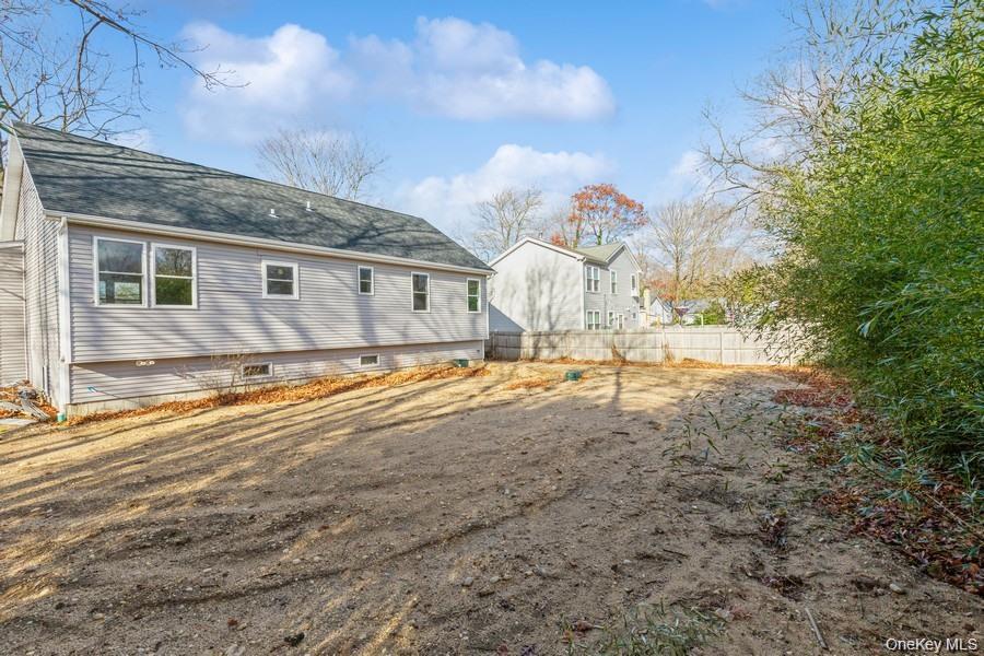 125 Lynbrook Drive Property Photo 16