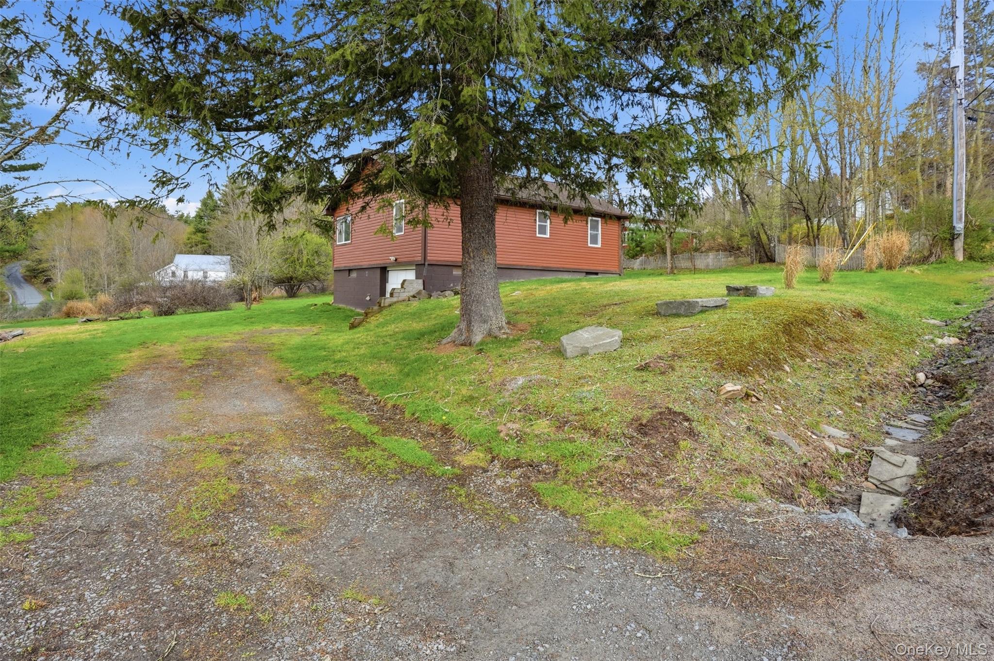 27 Old County Road Property Photo 3