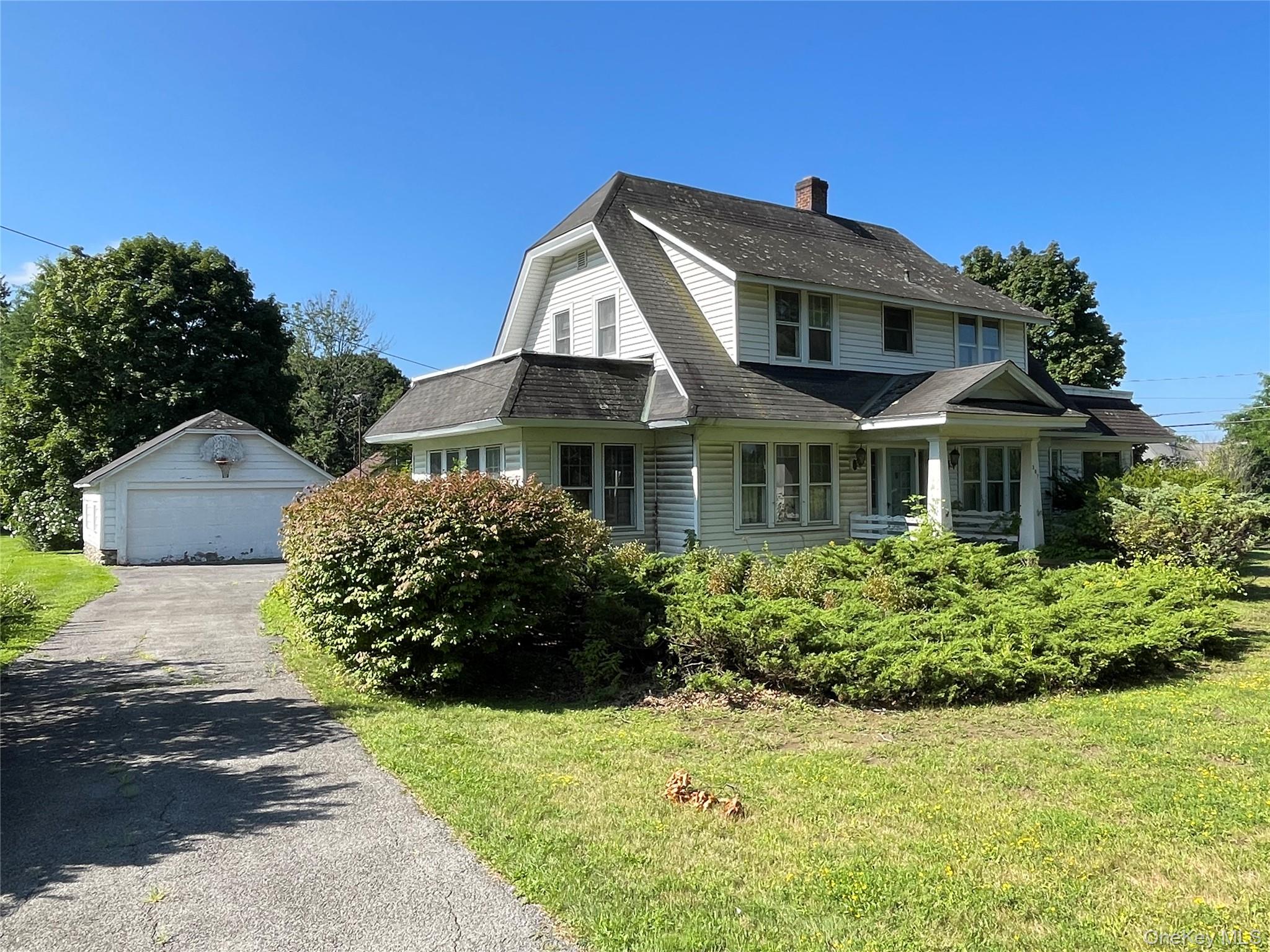 307 Route 17k Property Photo 1