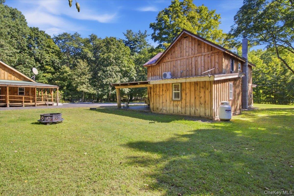 695 & 698 South Rd. Property Photo 33