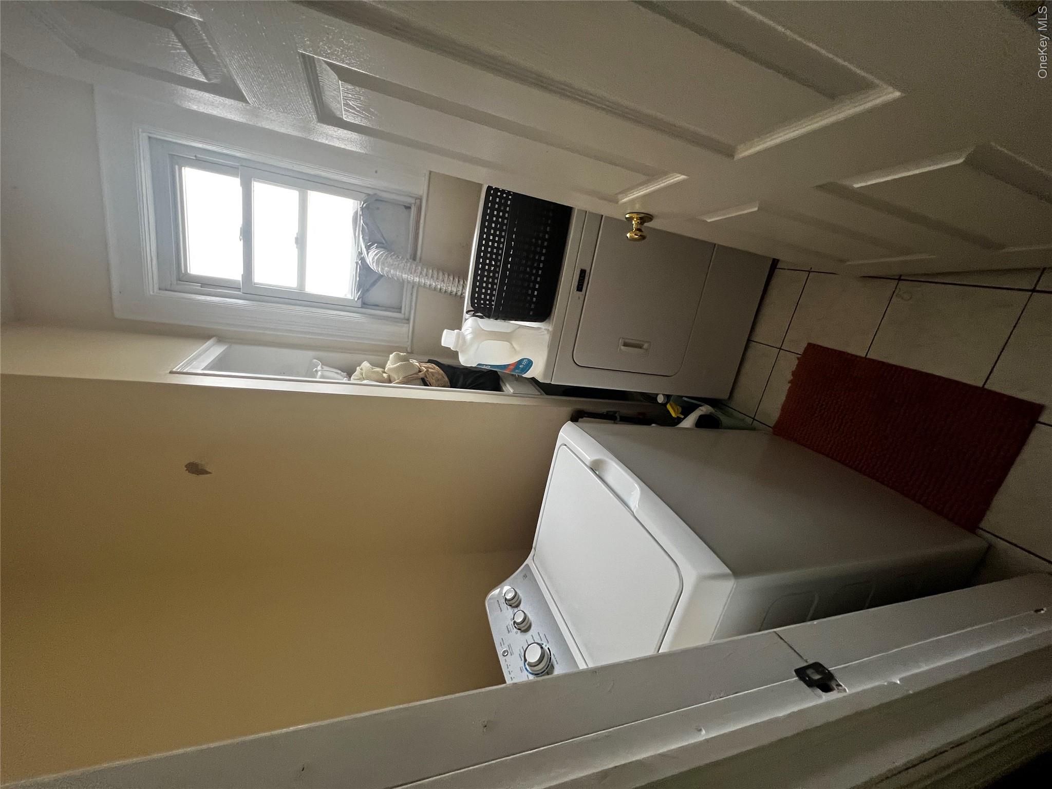 101 Sterling Avenue 2 Property Photo 19