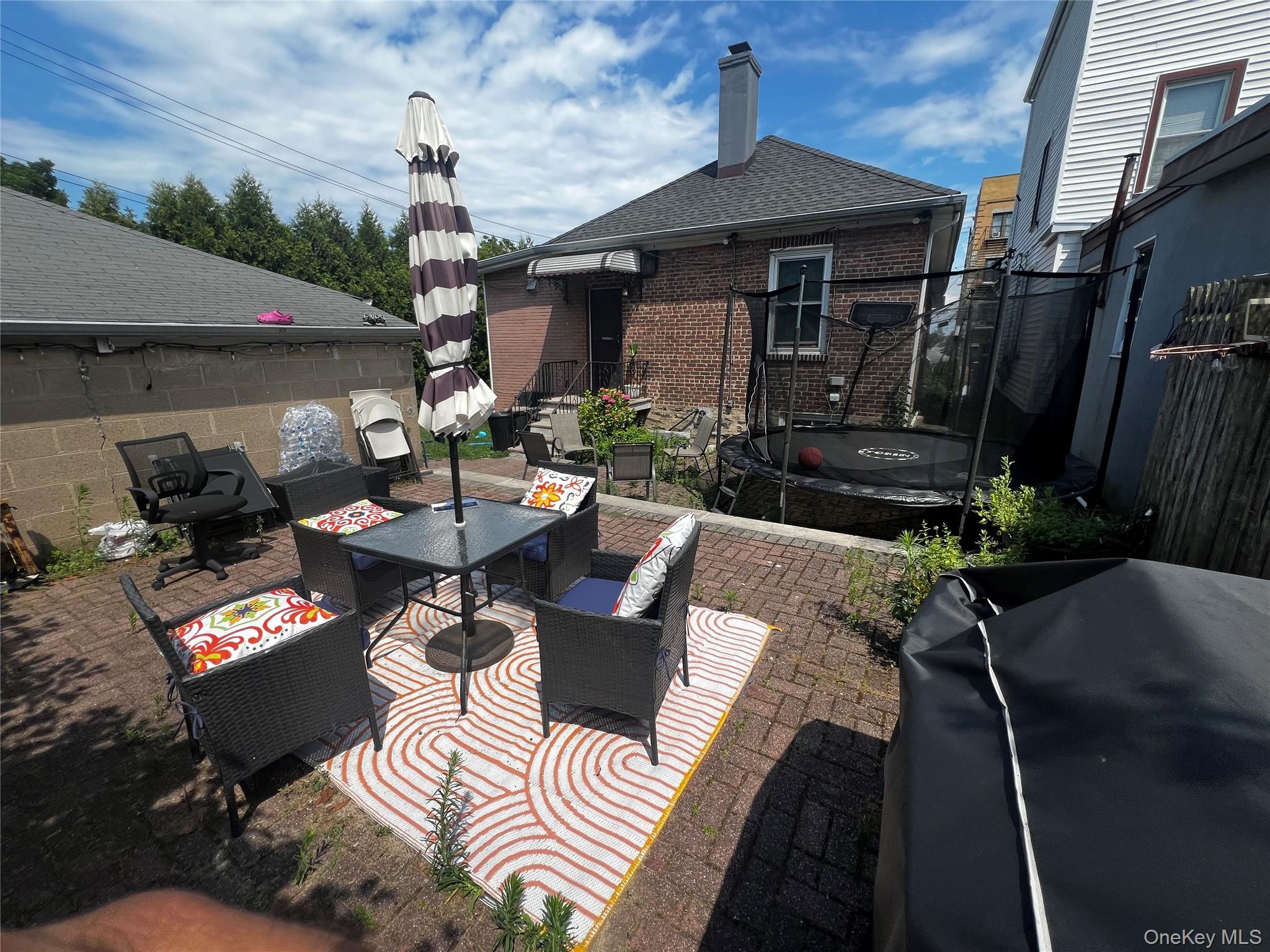 101 Sterling Avenue 2 Property Photo 23