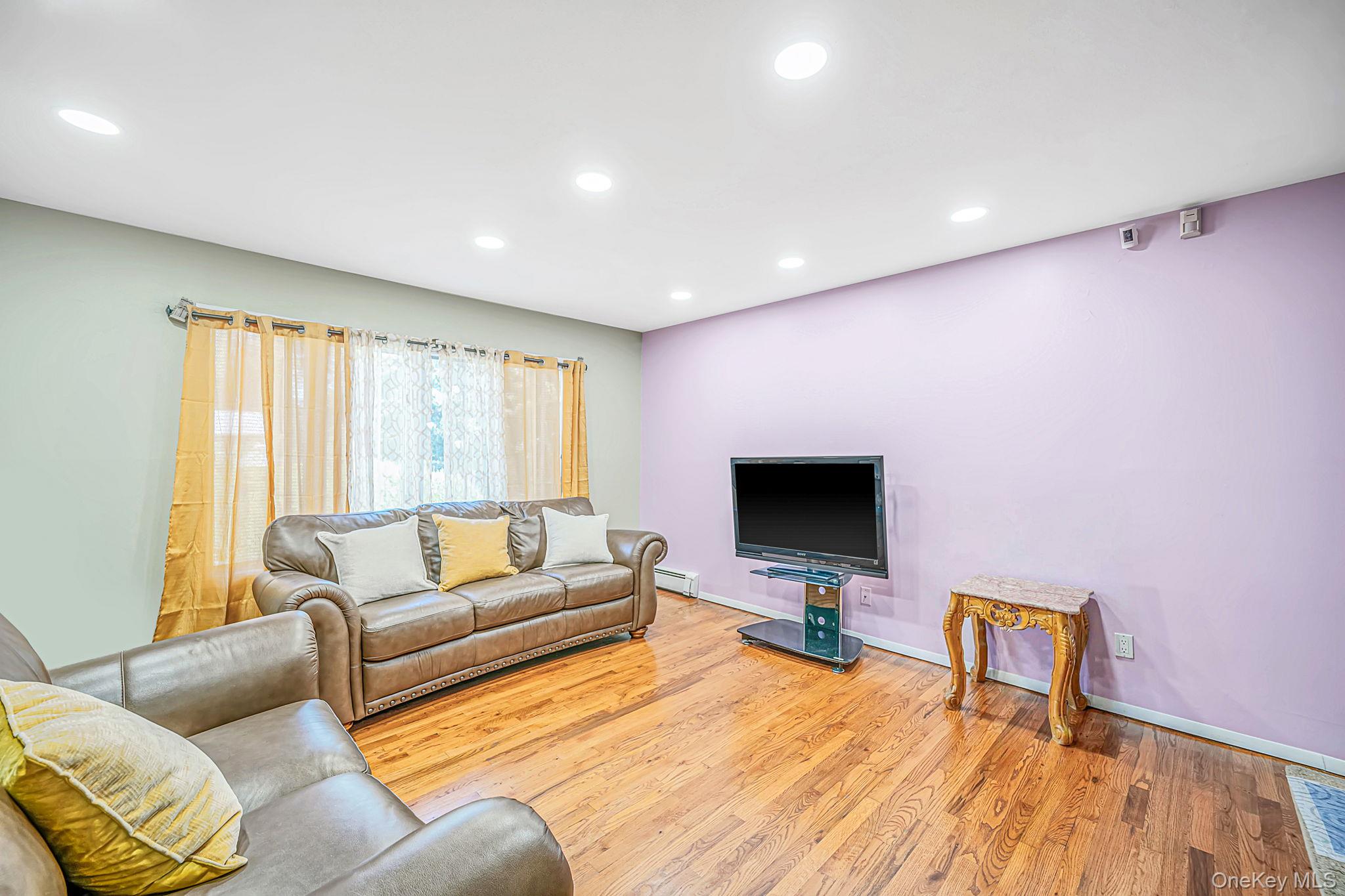 4 Hedda Road Property Photo 2