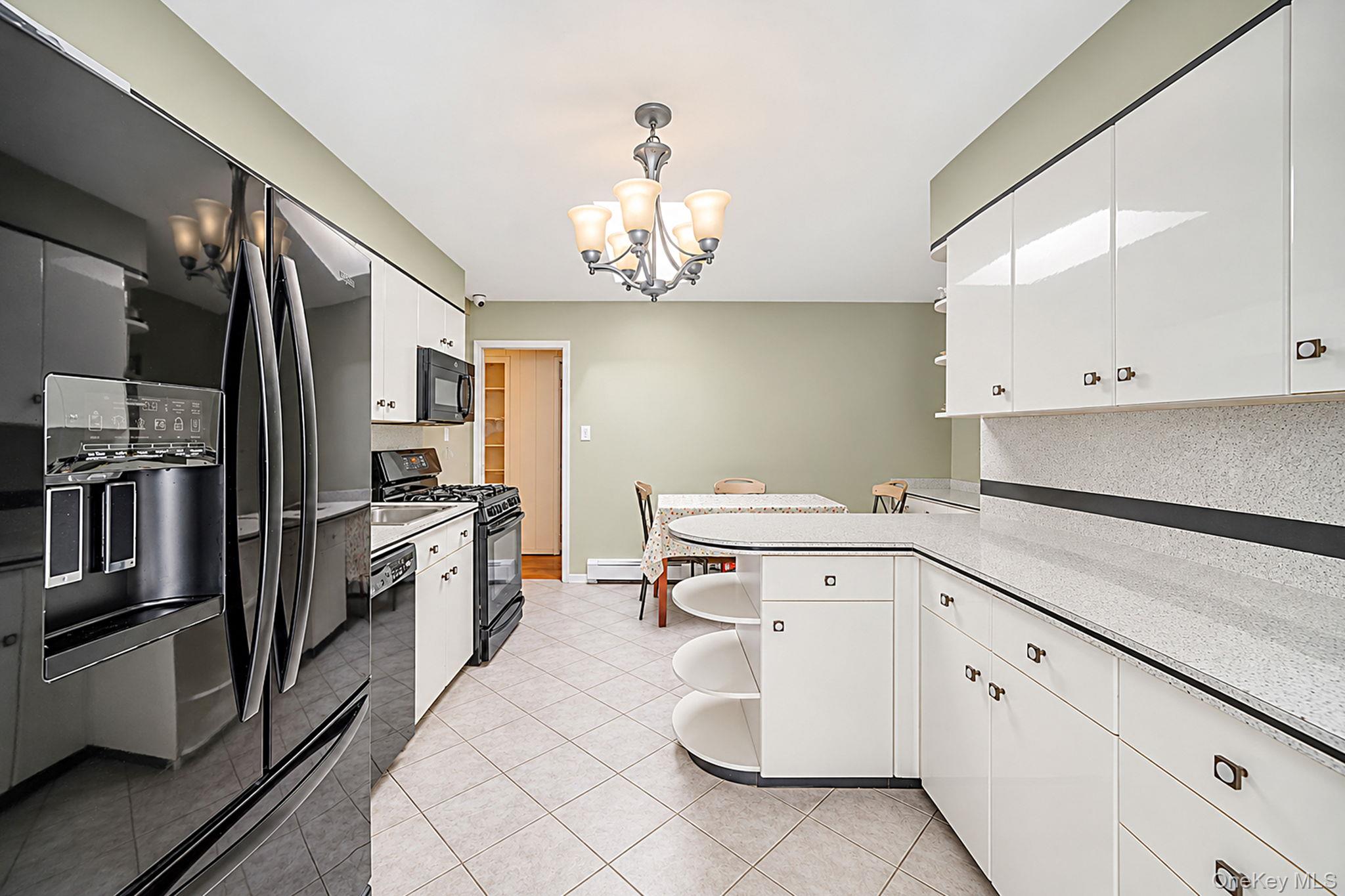 4 Hedda Road Property Photo 9
