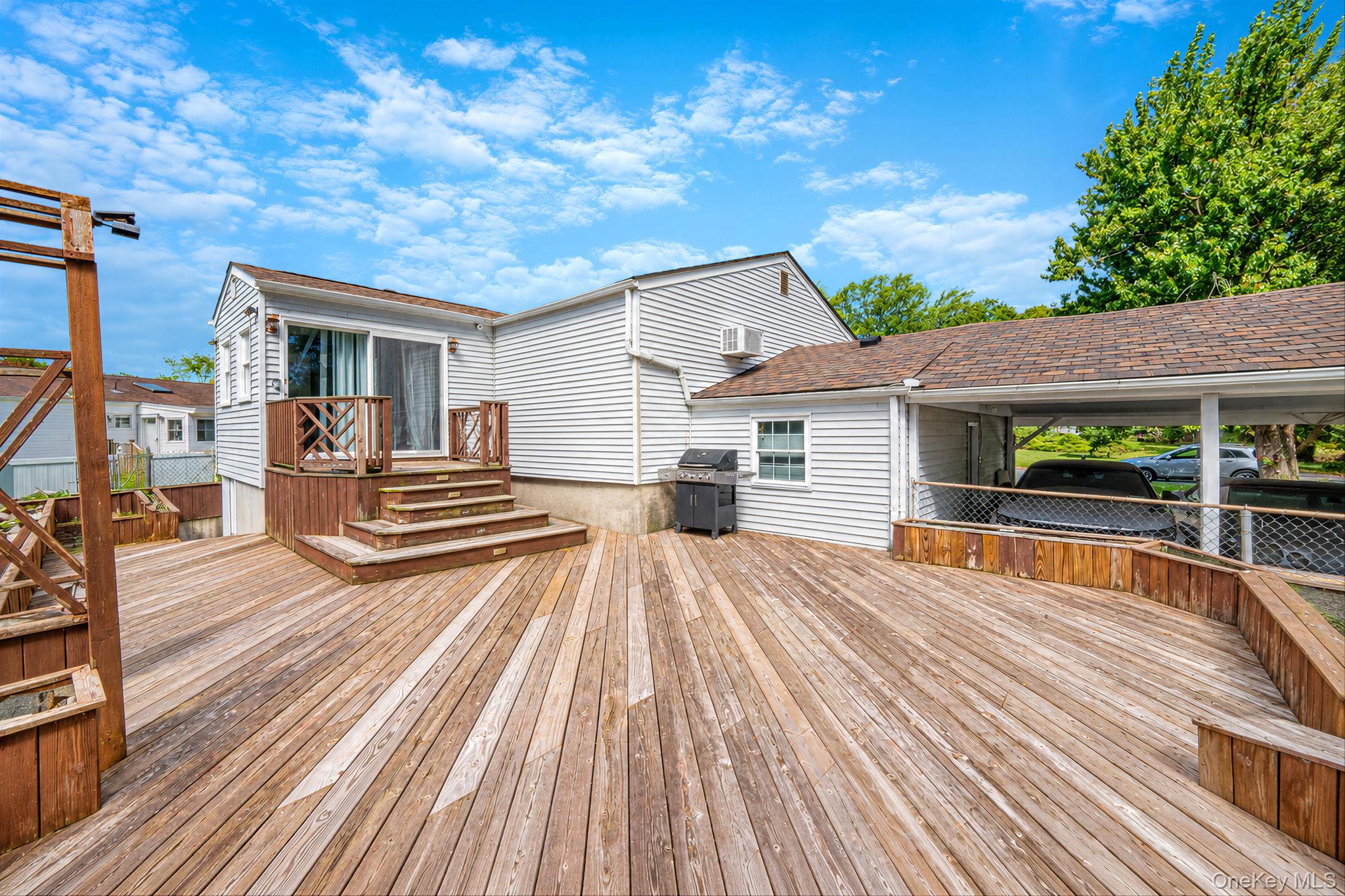 4 Hedda Road Property Photo 22