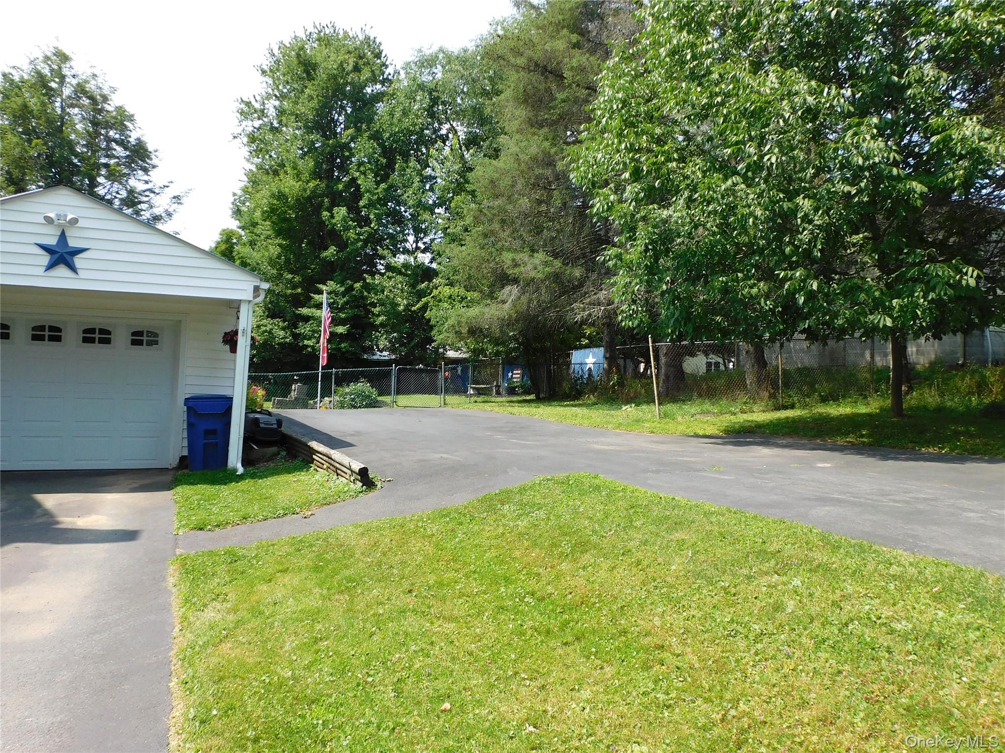40 Kelly Avenue Property Photo 14
