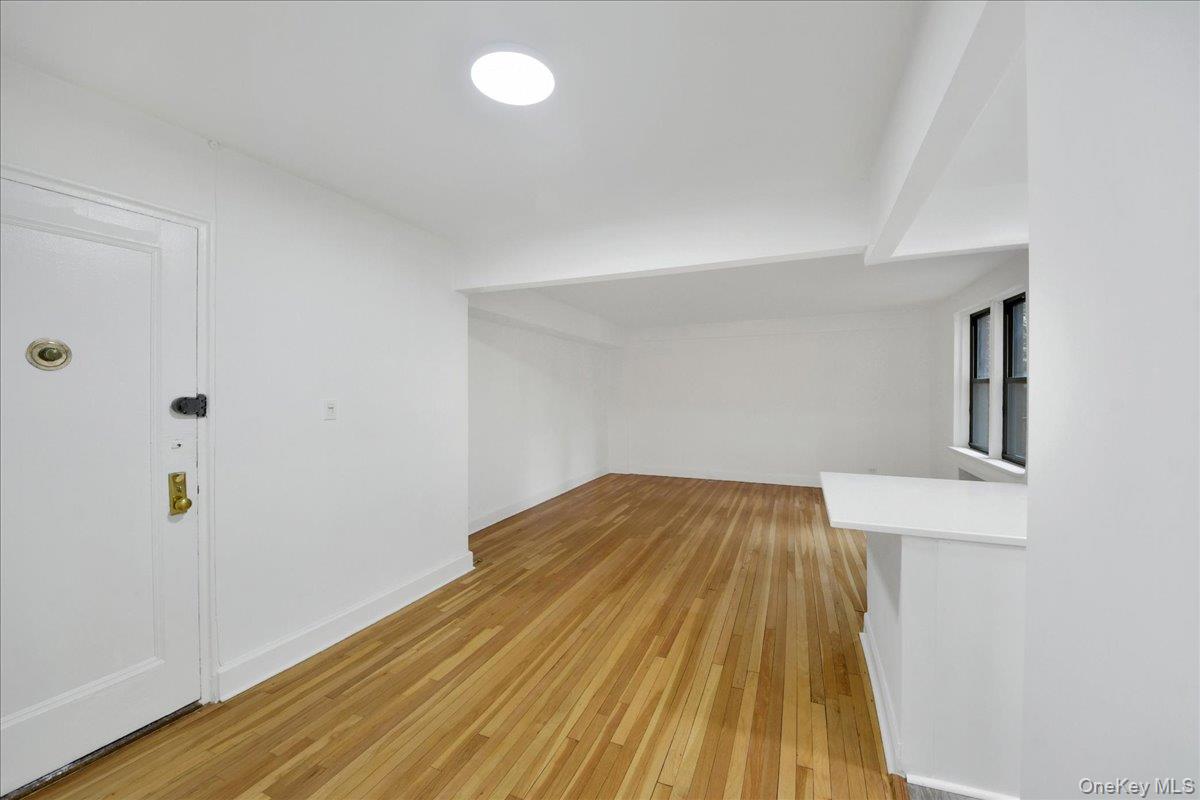 3840 Greystone Avenue 3I Property Photo 1