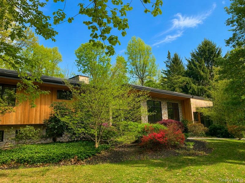 14 Tall Tree Court Property Photo 6