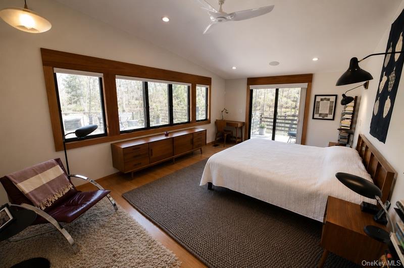 14 Tall Tree Court Property Photo 14