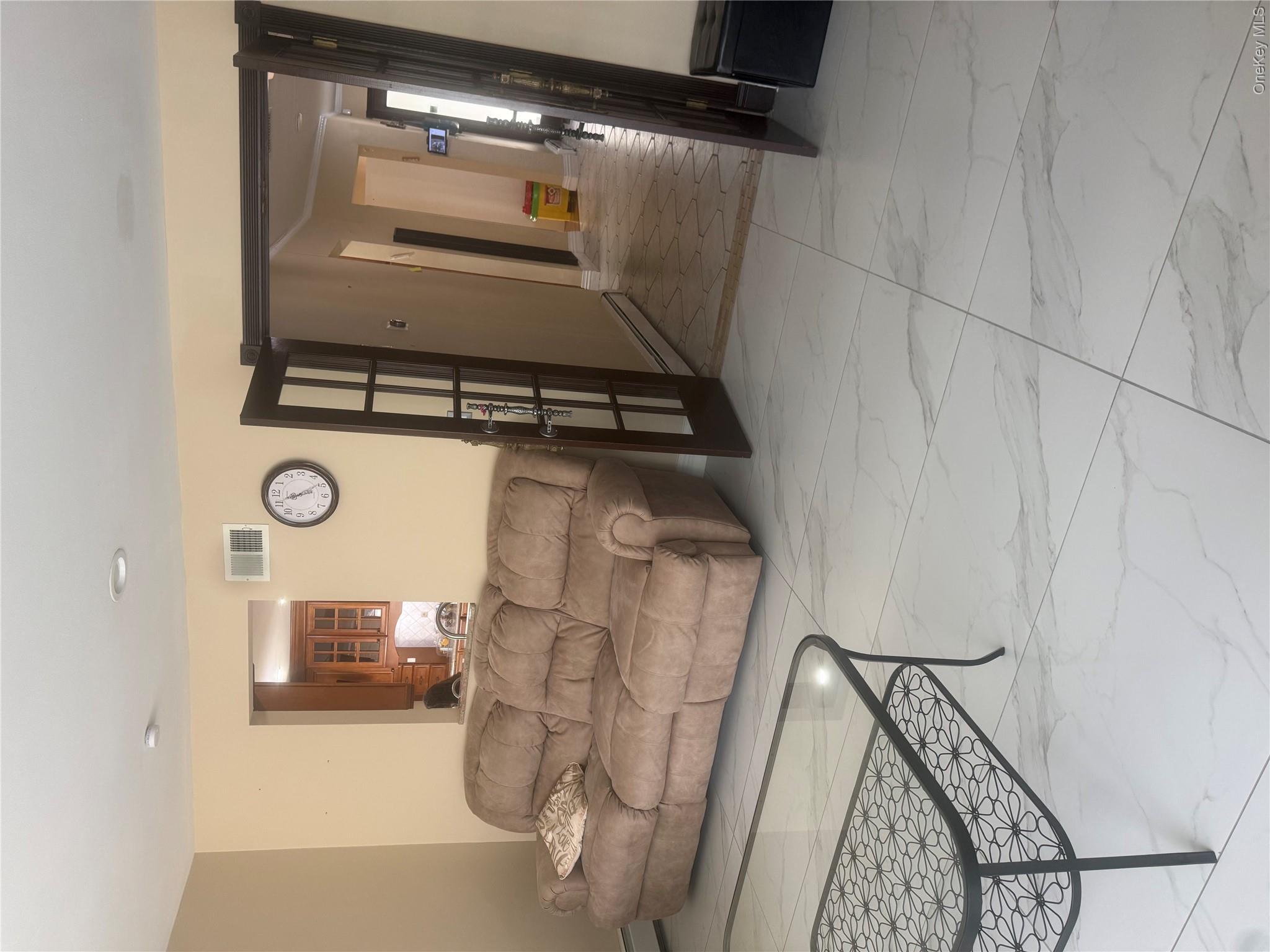 528 Halevy Drive Property Photo 3