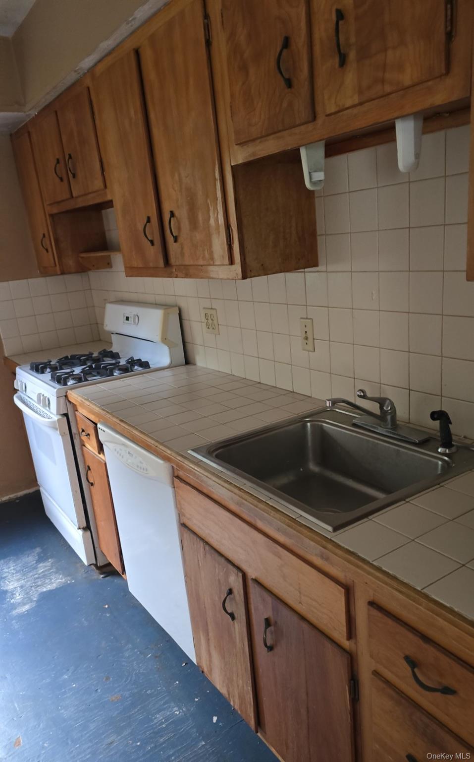 14 Bellmore Drive Property Photo 10