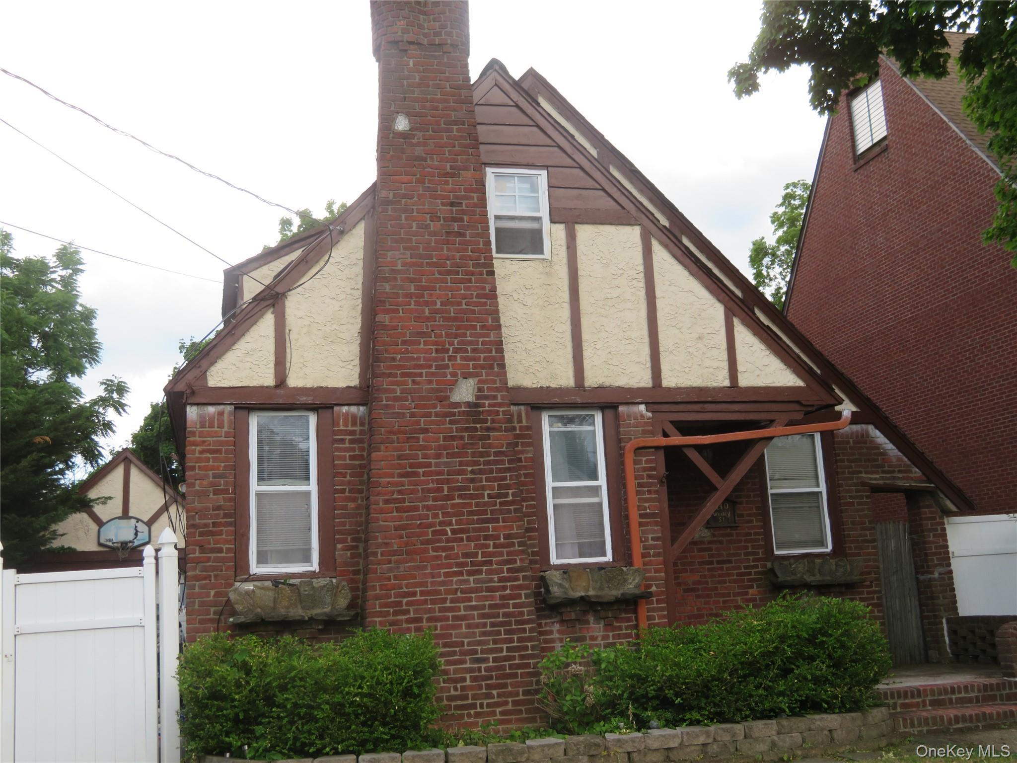 740 Wesley Street Property Photo 1