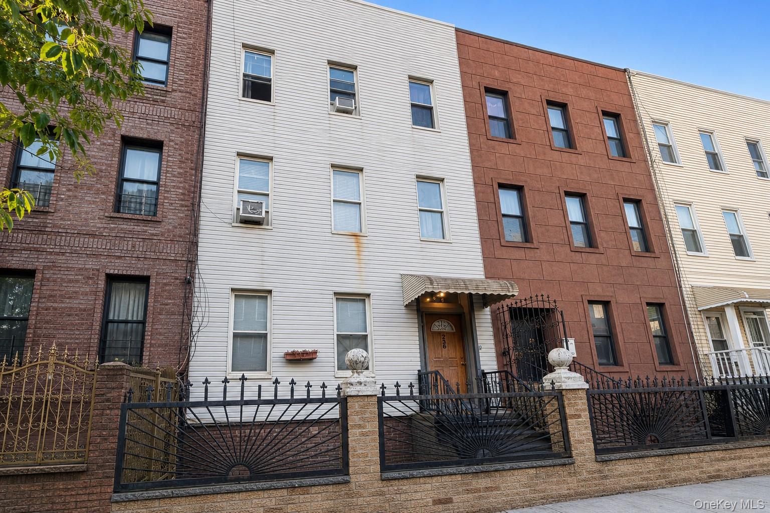 236 Schaefer Street Property Photo 8