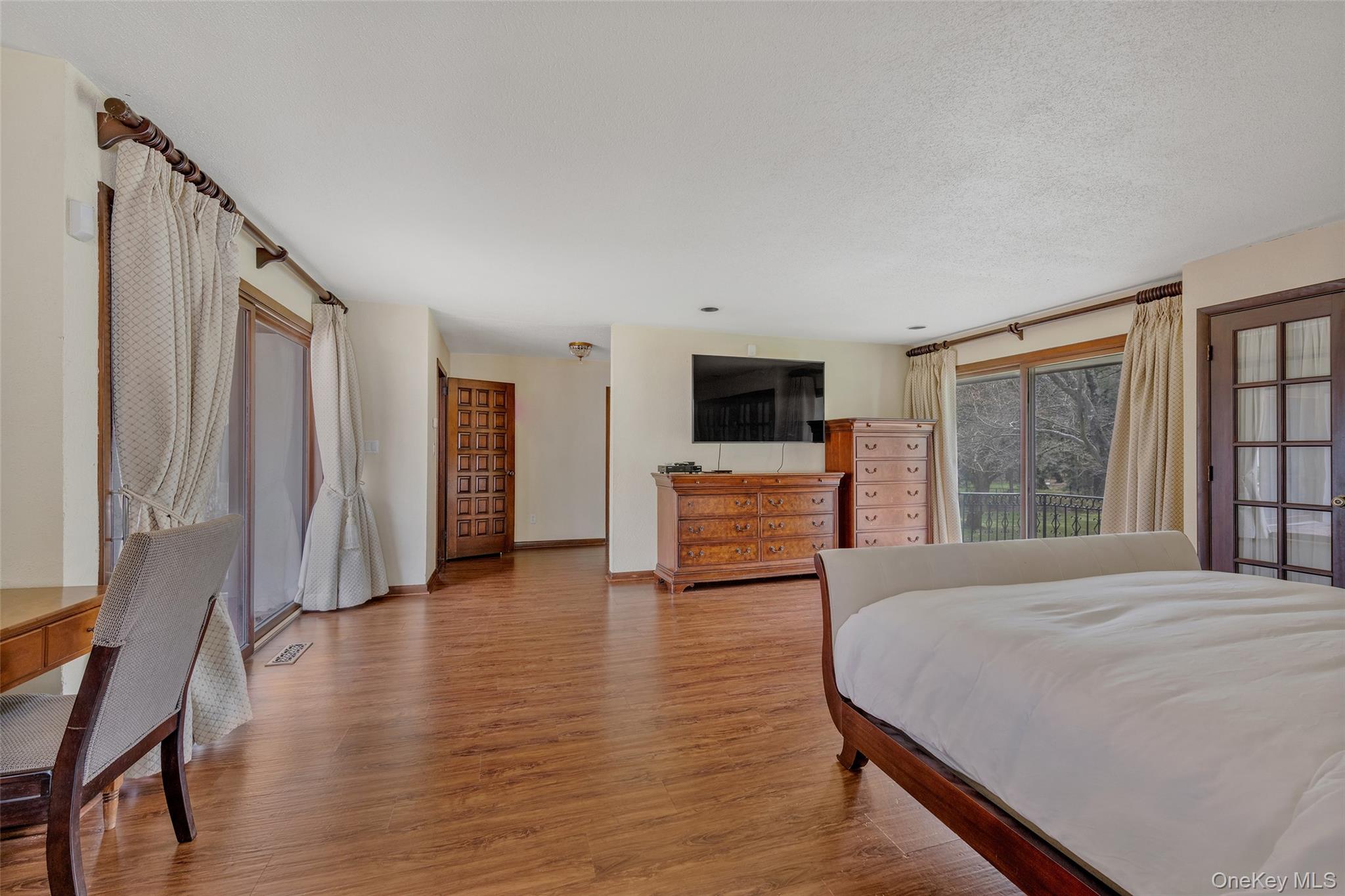 8 Plaka Court Property Photo 18