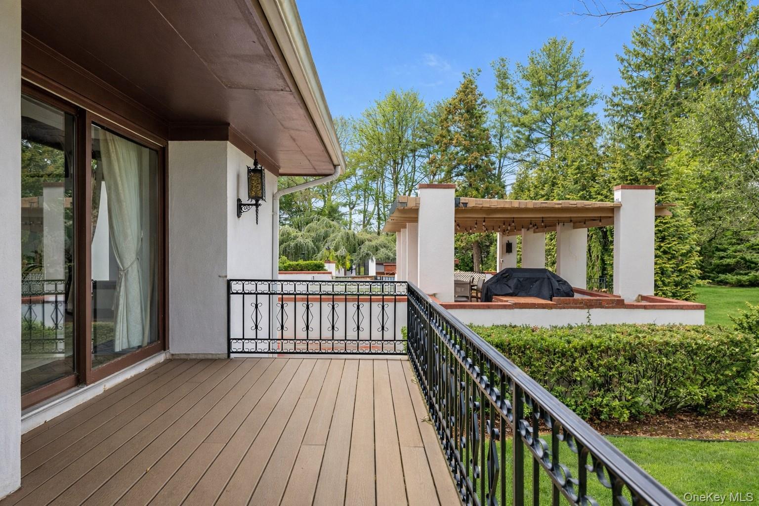 8 Plaka Court Property Photo 25