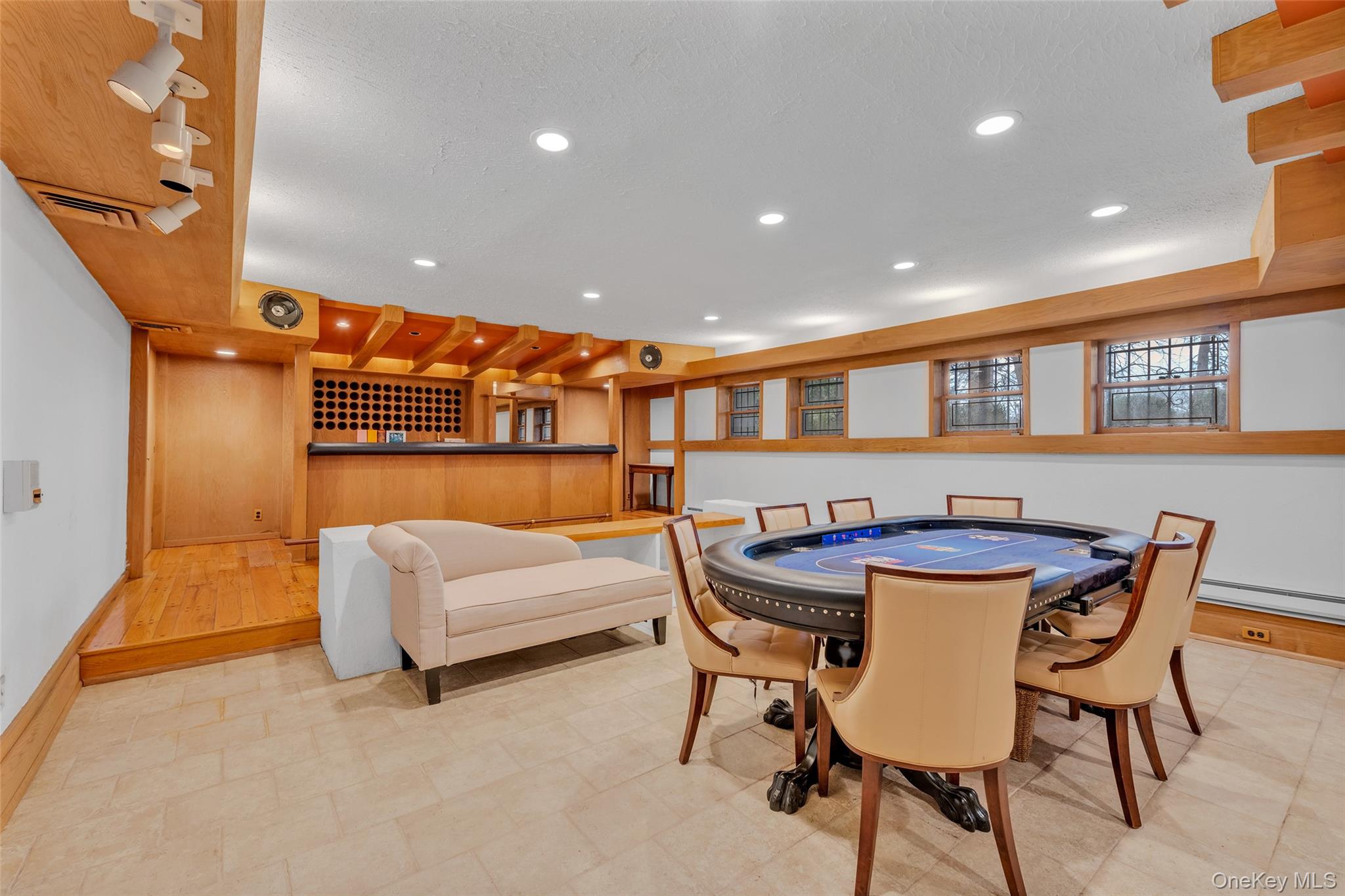 8 Plaka Court Property Photo 27