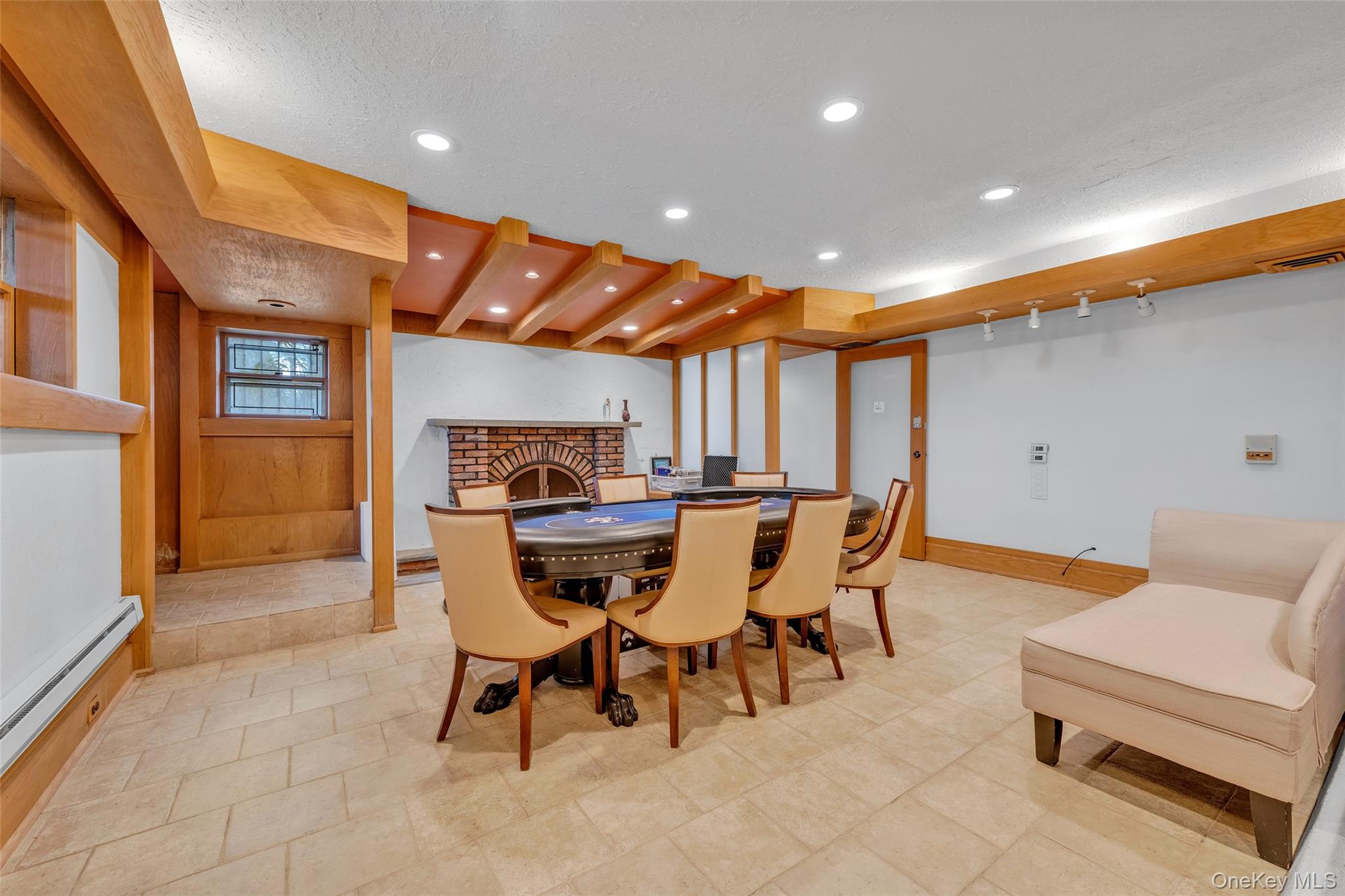 8 Plaka Court Property Photo 28