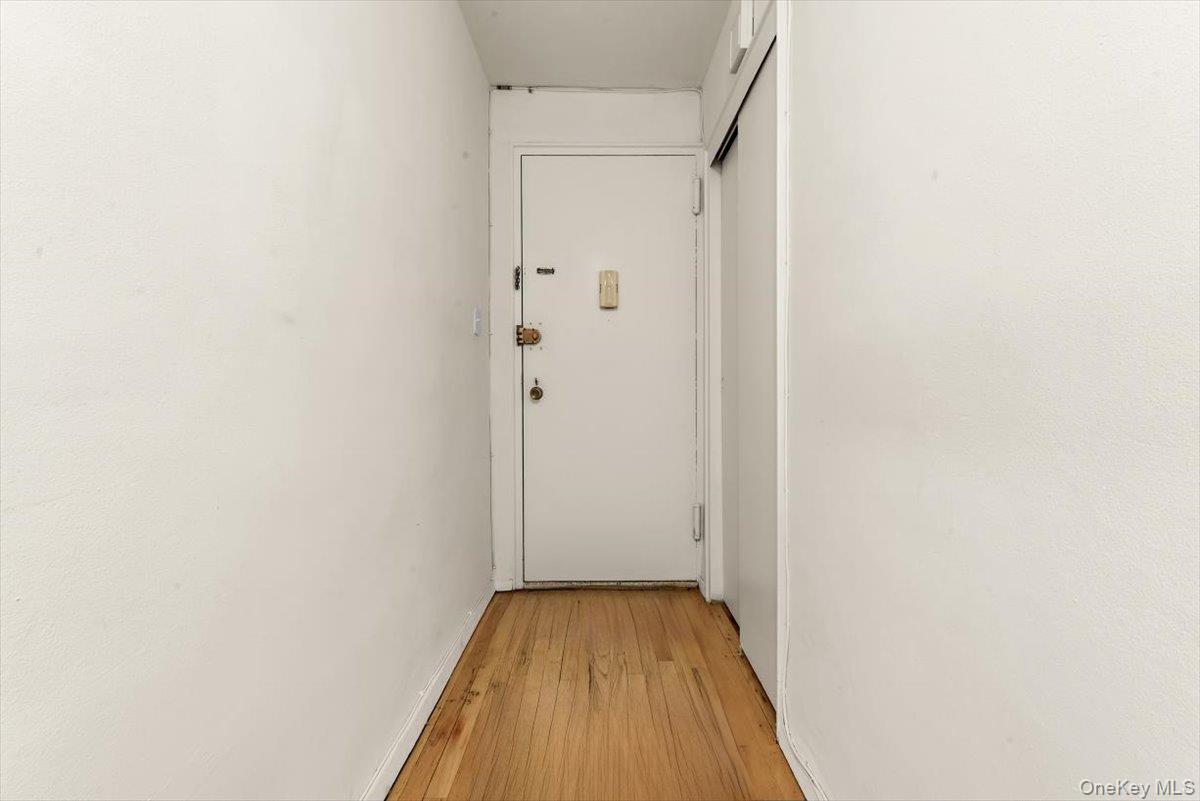 67-50 Thornton Place 4s Property Photo 6