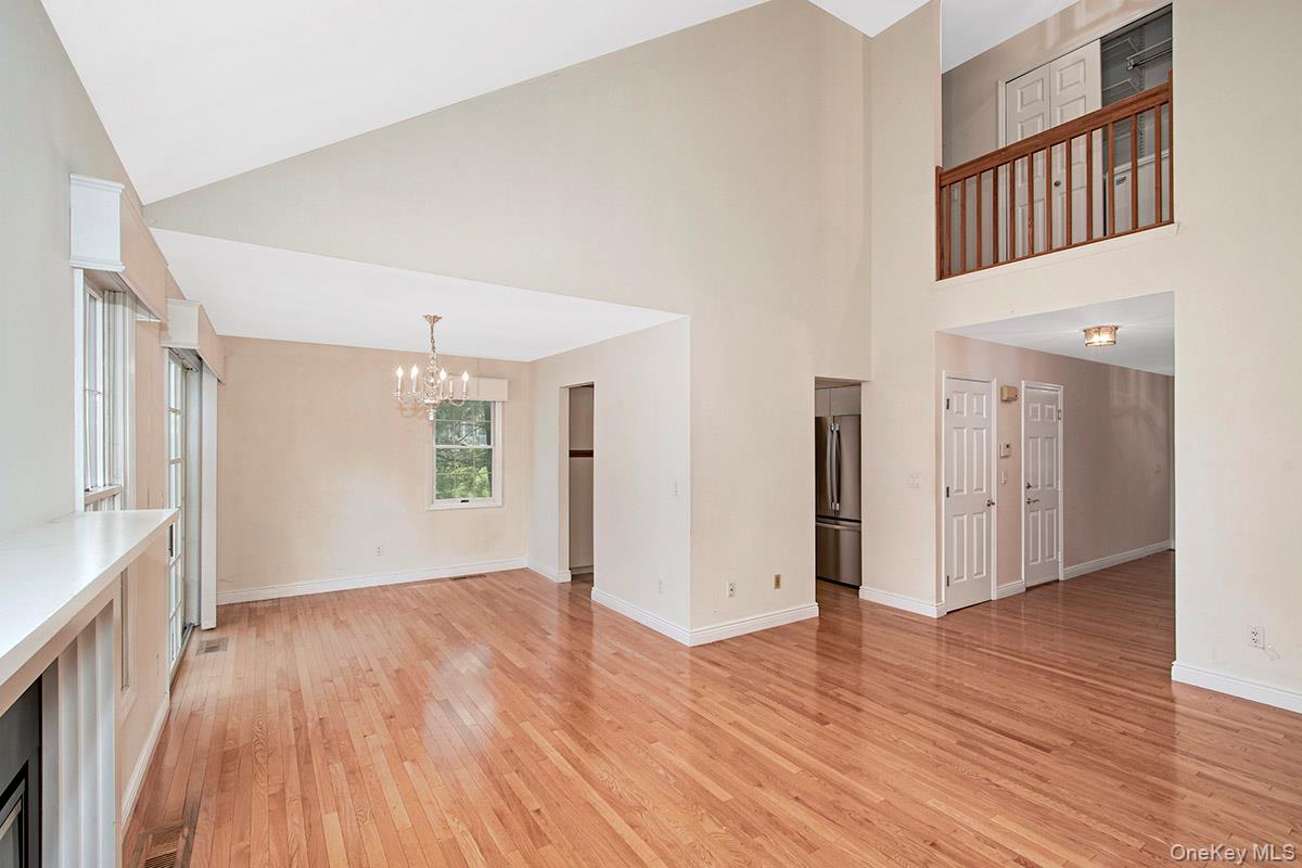 1103 Regent Drive Property Photo 7