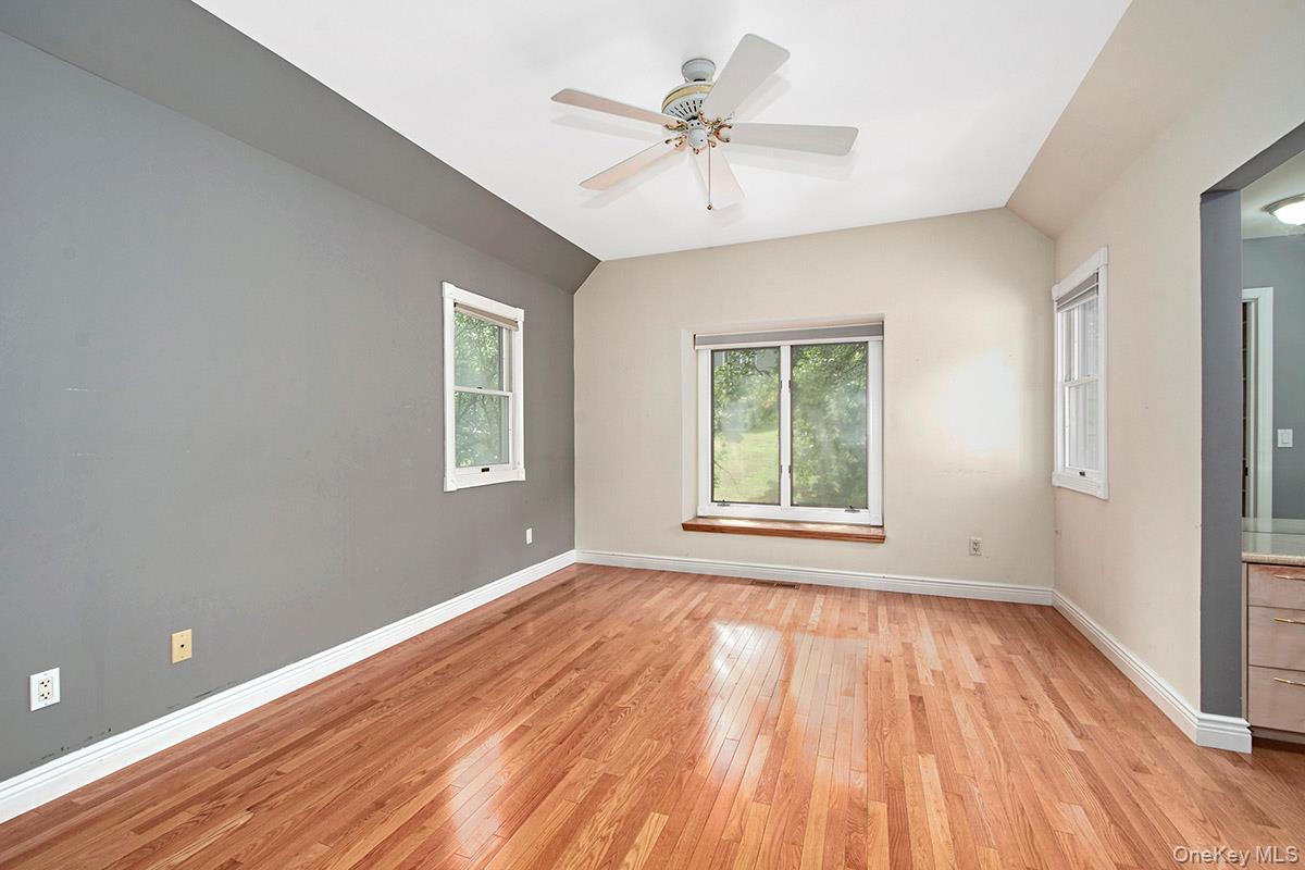 1103 Regent Drive Property Photo 18