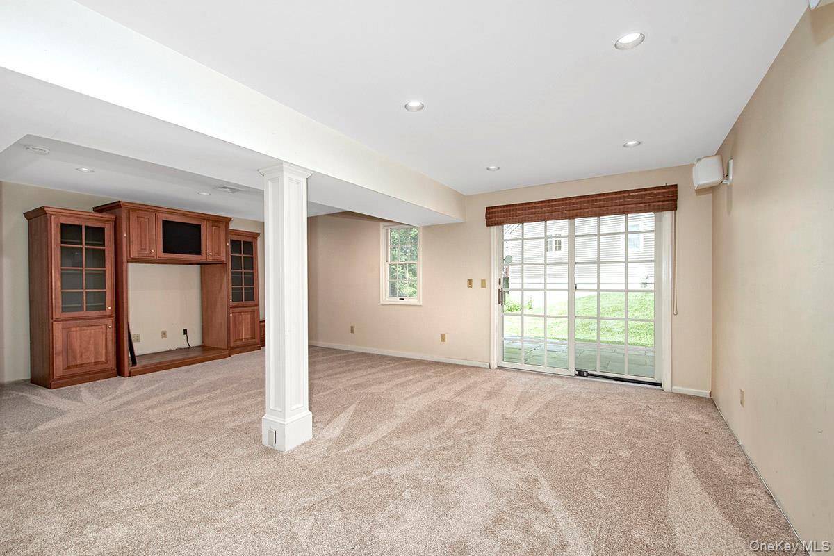 1103 Regent Drive Property Photo 26