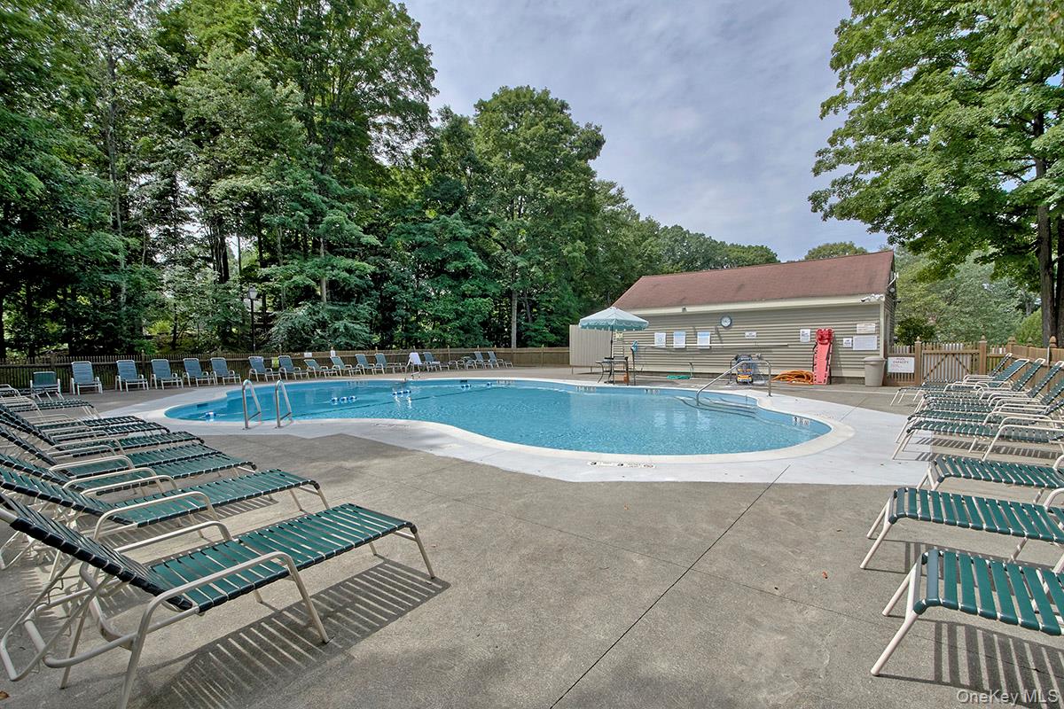 1103 Regent Drive Property Photo 29