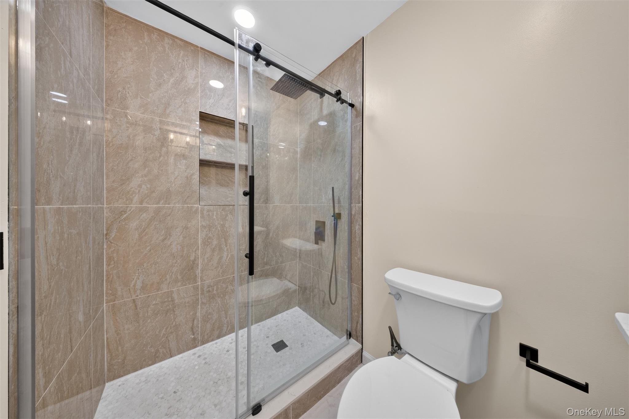 9521 87th Street Property Photo 23