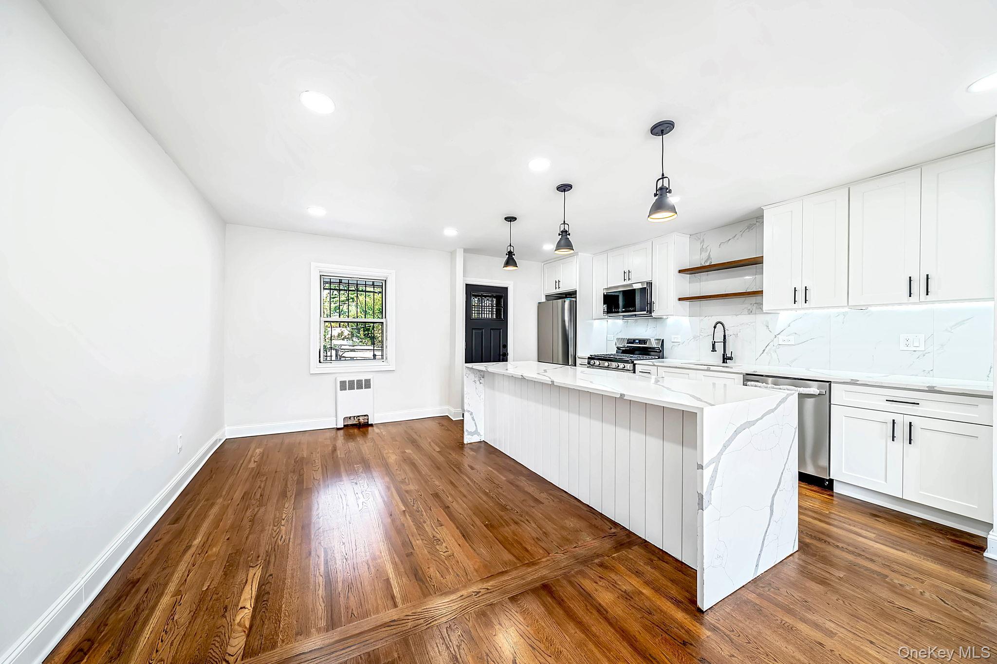 4059 Paulding Avenue Property Photo 16