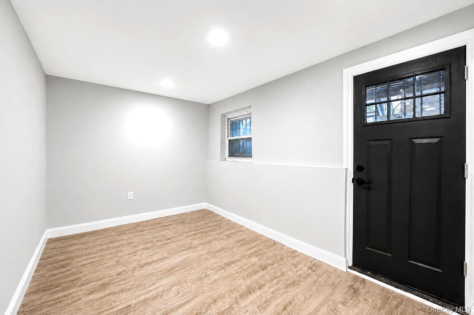4059 Paulding Avenue Property Photo 30