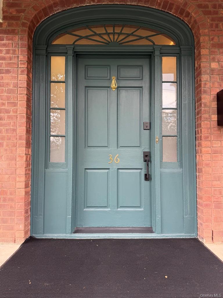 36 W Center Street Property Photo 2