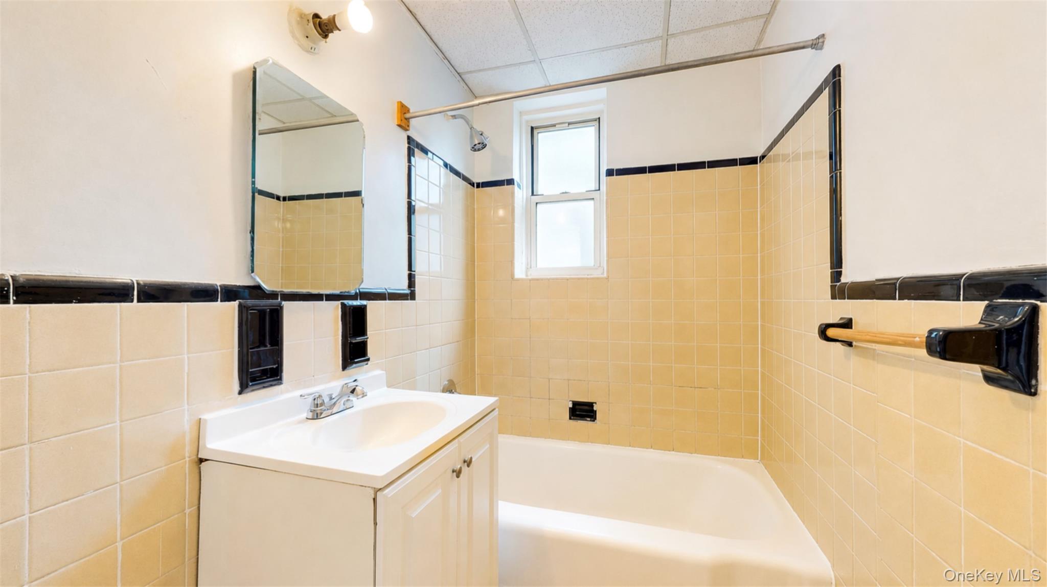 41-50 78th Street 319 Property Photo 12