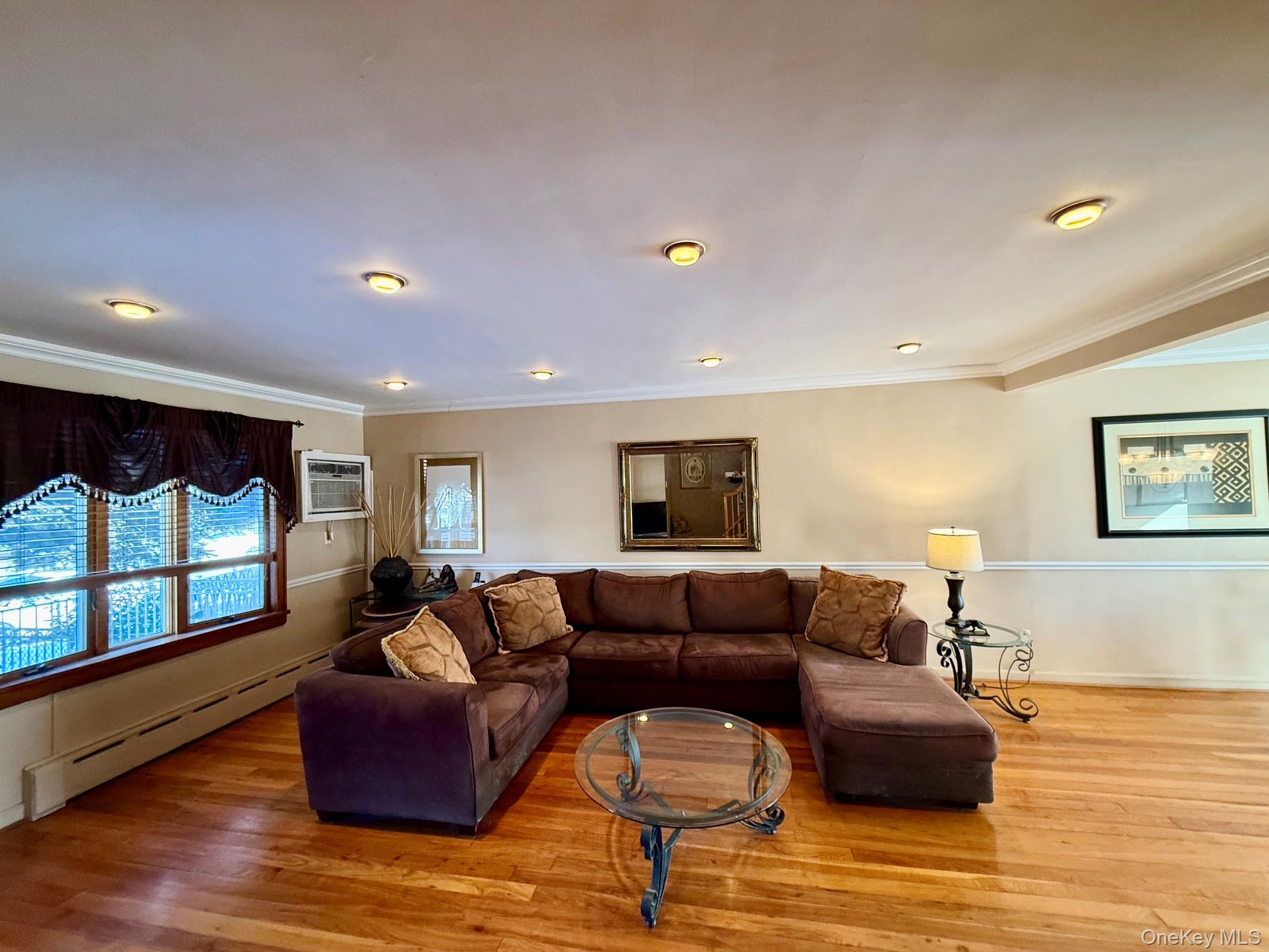 6354 77th Street Property Photo 2