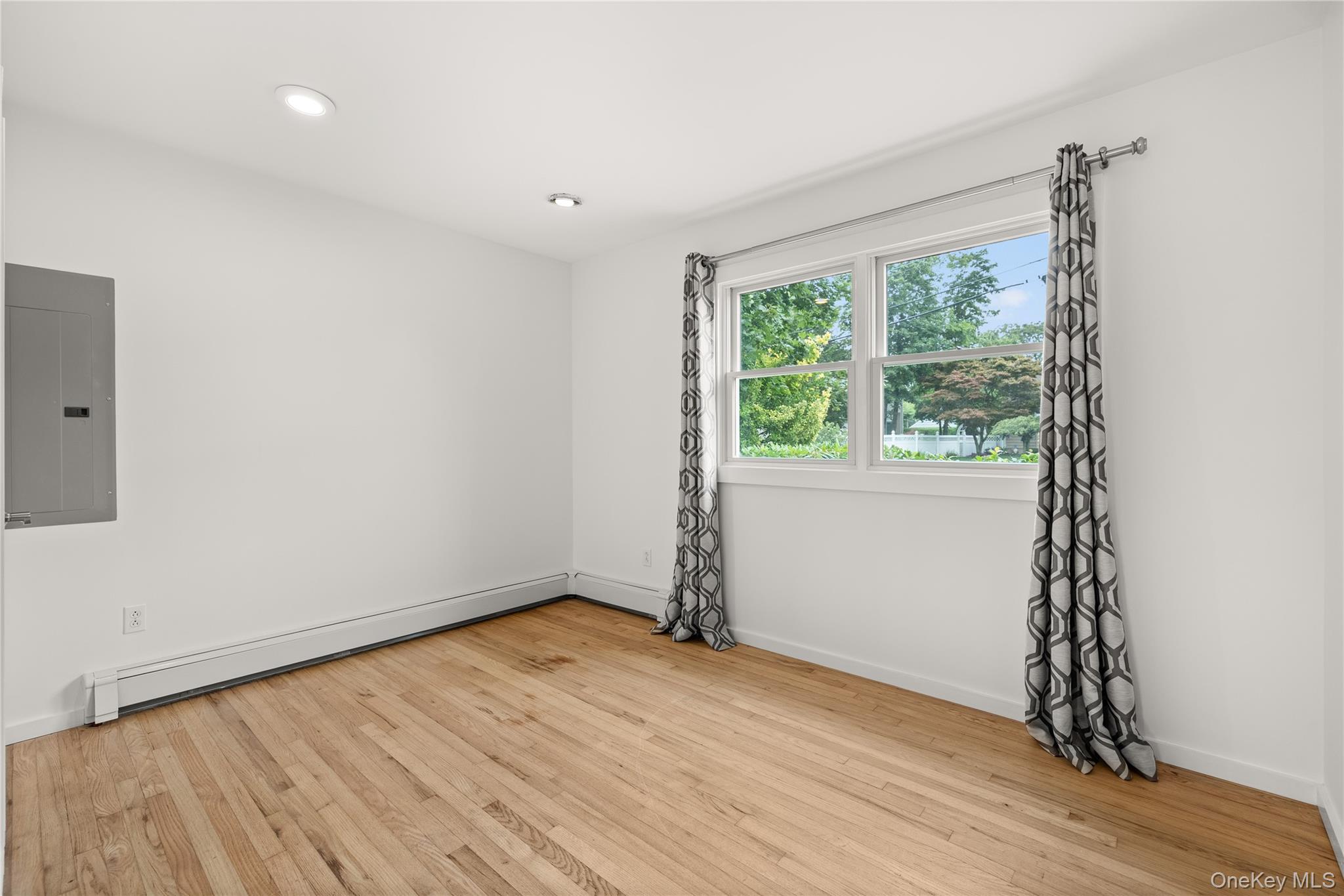 12 Bayview Avenue Property Photo 23