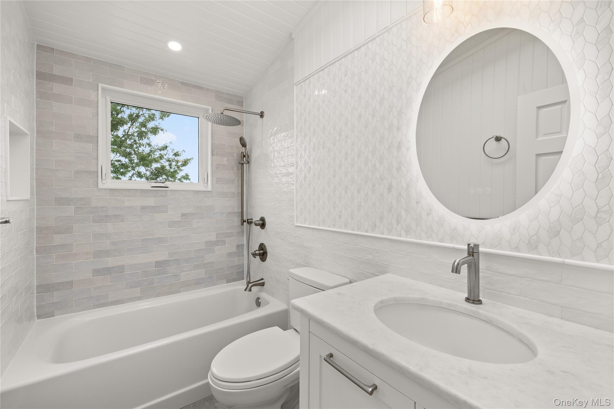 12 Bayview Avenue Property Photo 30