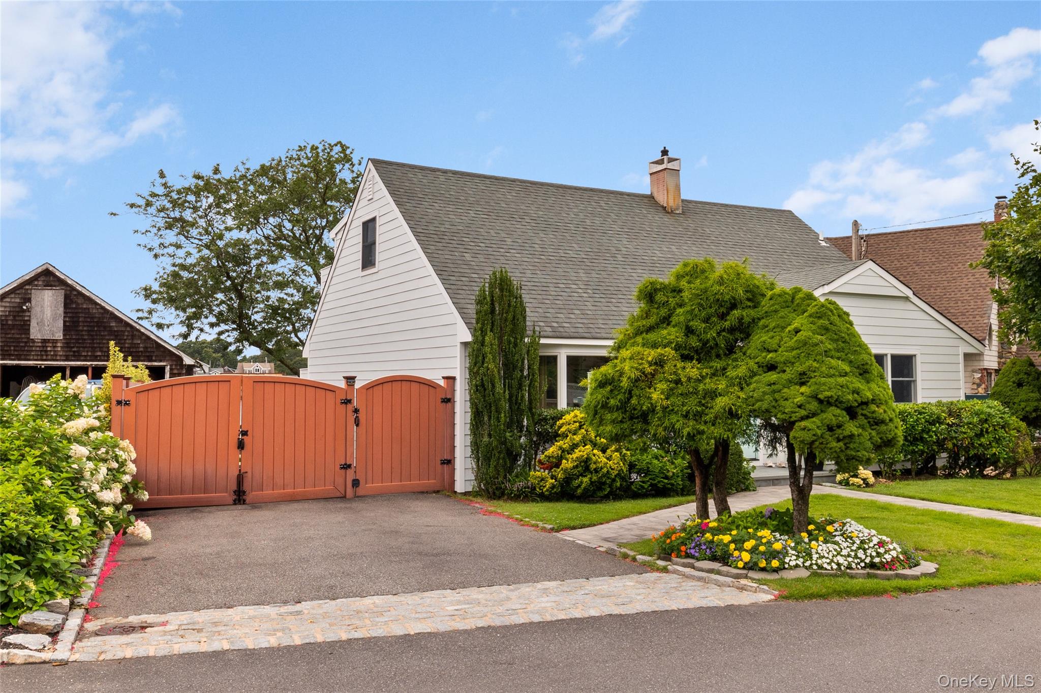 12 Bayview Avenue Property Photo 42
